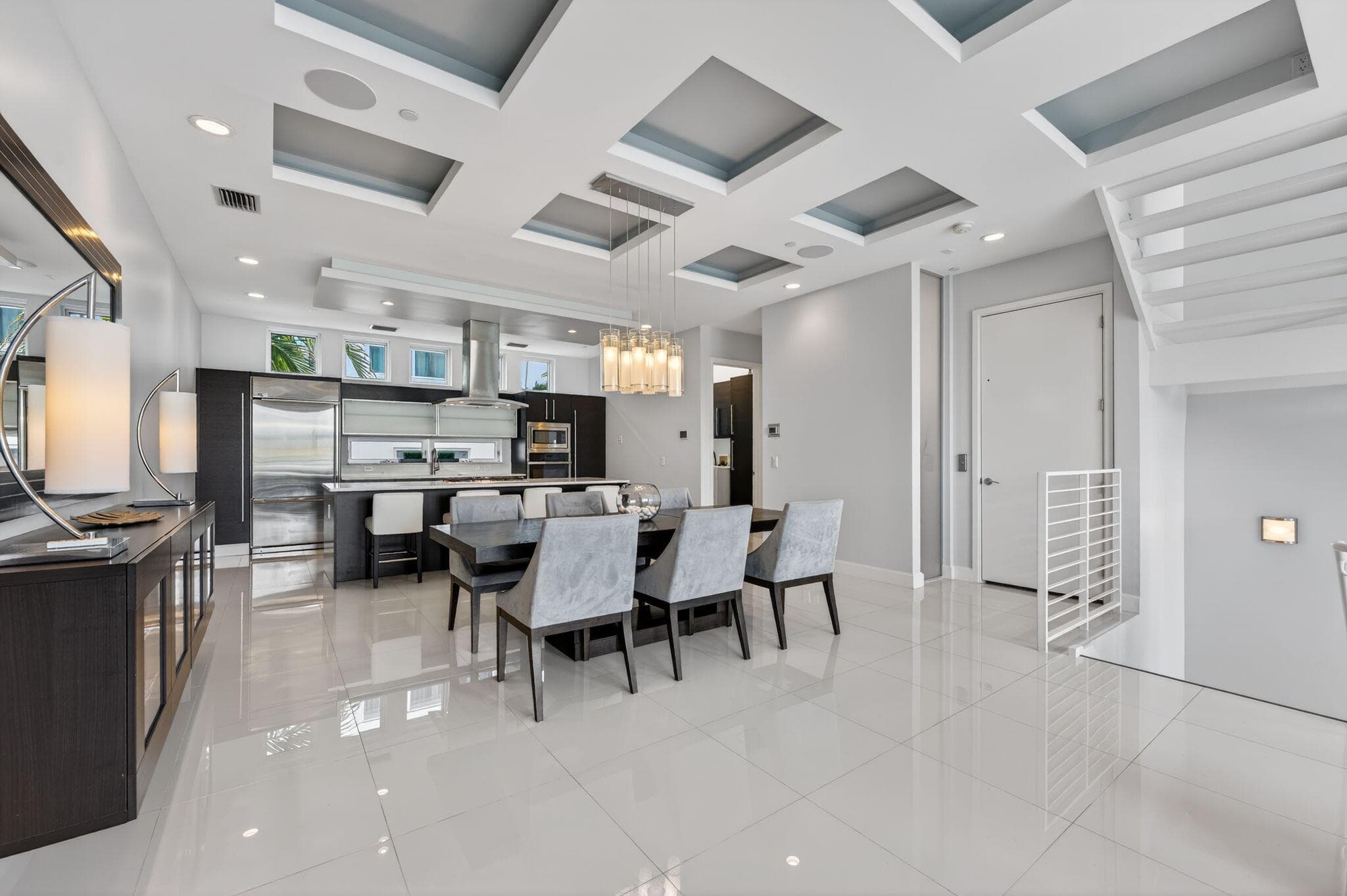 2743 NE 1st Street, Pompano Beach, FL 33062 — photo 10 of 27
