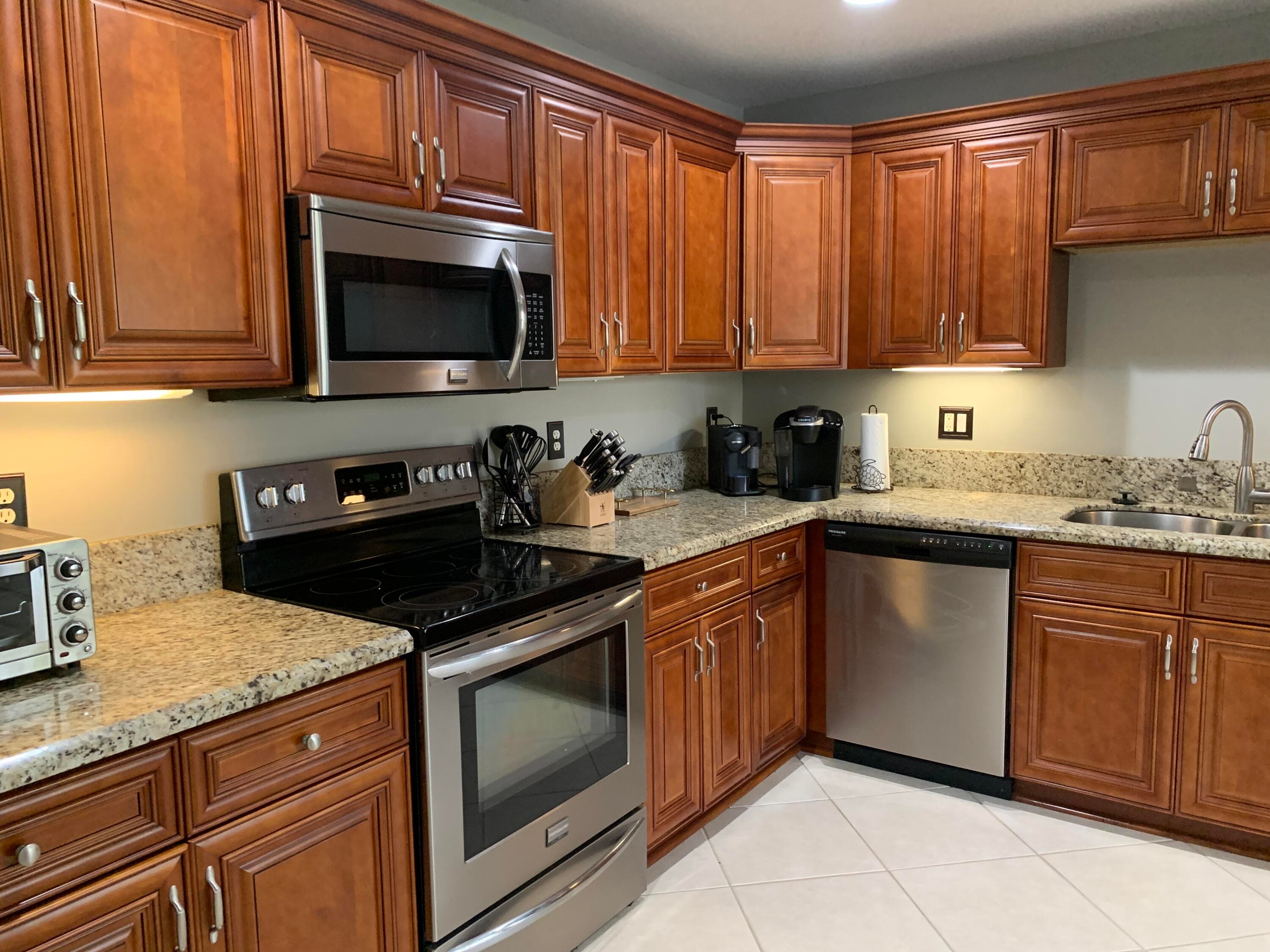 10667 Lake Shore Drive, Wellington, FL 33414 — photo 19 of 37