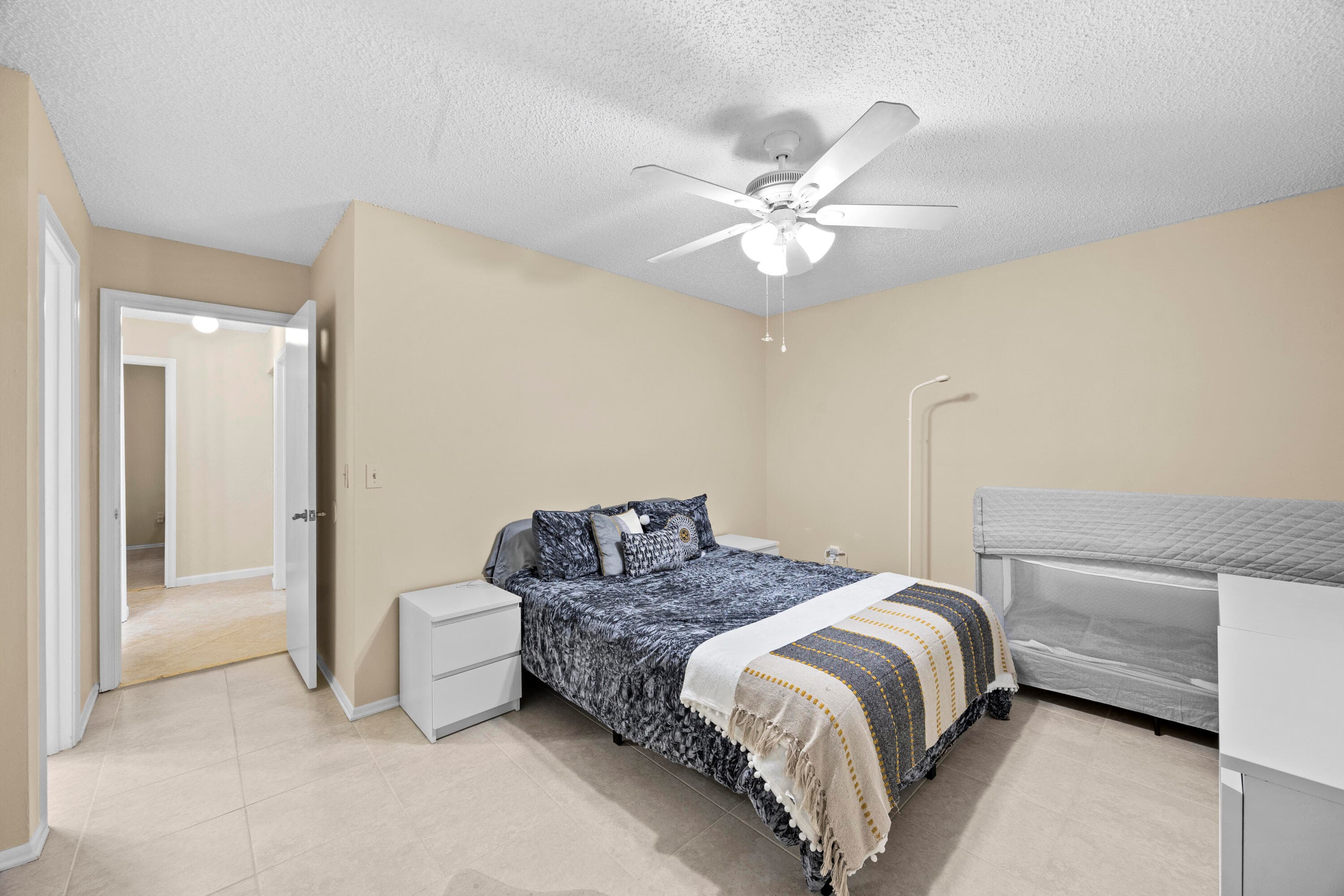 10552 Bobbie Lane, Royal Palm Beach, FL 33411 — photo 3 of 30