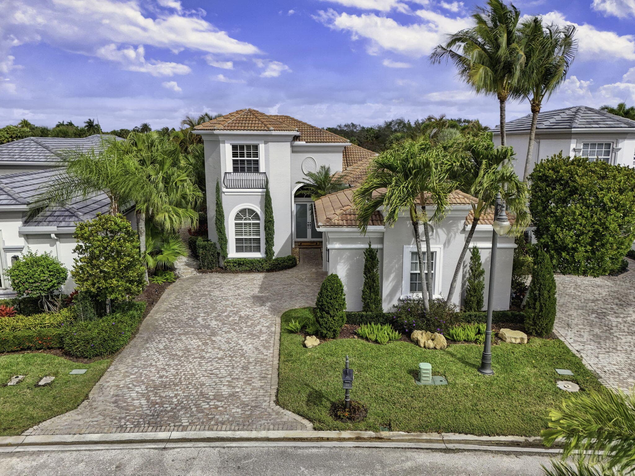 131 Porto Vecchio Way, Palm Beach Gardens, FL 33418 — photo 2 of 199