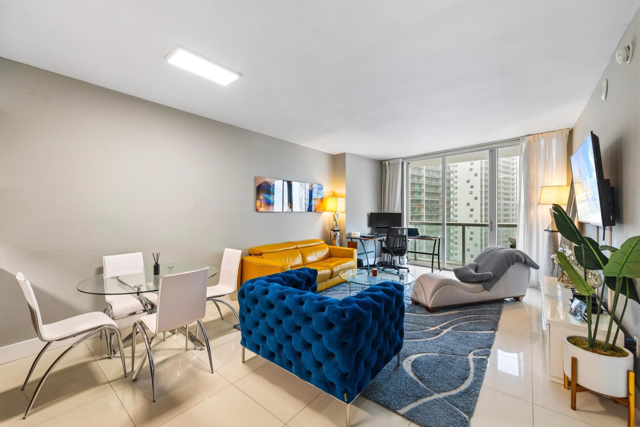 485 Brickell Avenue 2506, Miami, FL 33131 — photo 8 of 34
