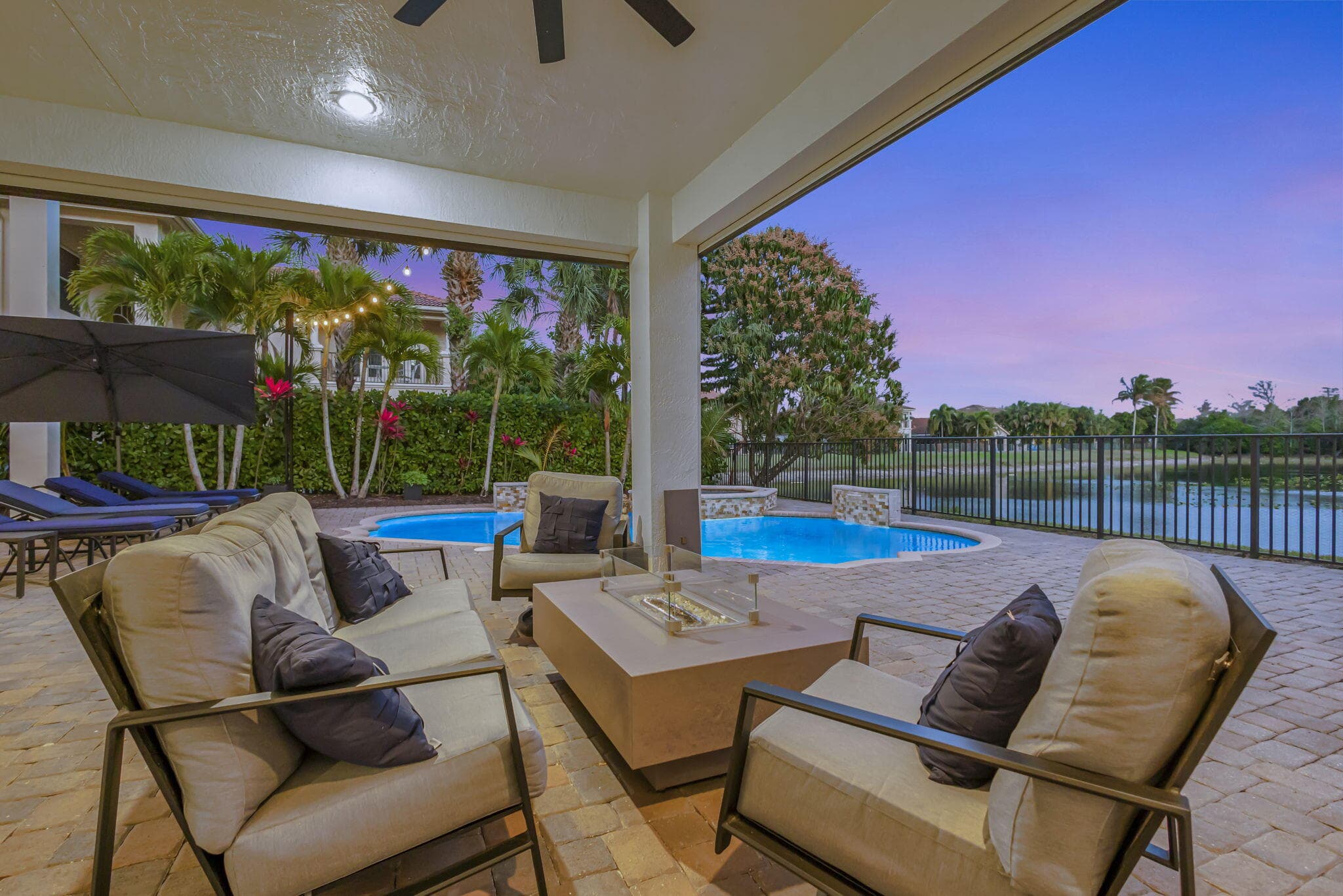 533 Edgebrook Lane, West Palm Beach, FL 33411 — photo 13 of 71
