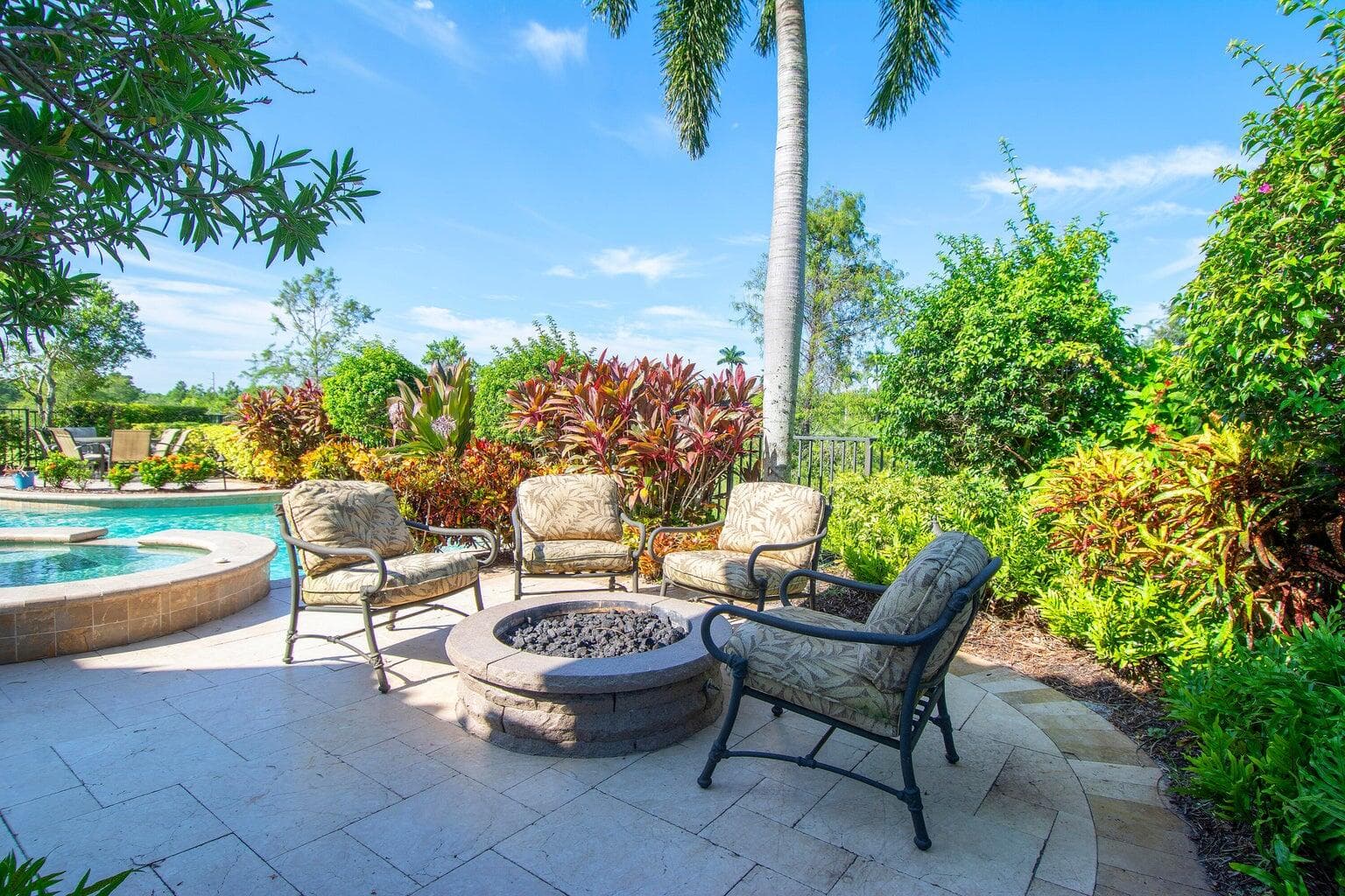 138 SE Via San Marino, Port St. Lucie, FL 34984 — photo 8 of 47