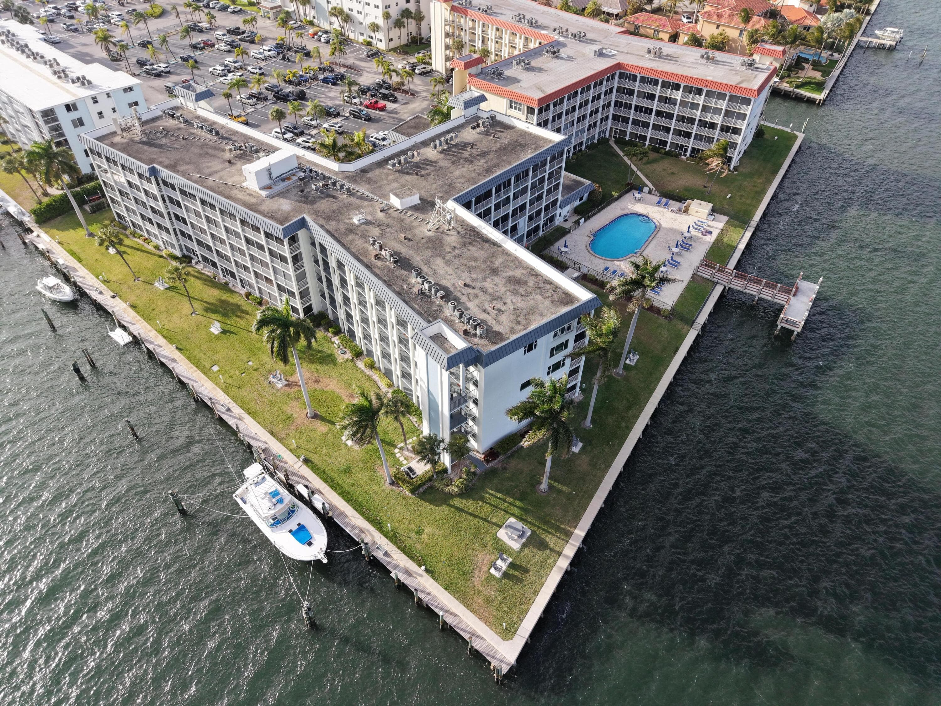 100 Paradise Harbour Boulevard 304, North Palm Beach, FL 33408 — photo 7 of 23