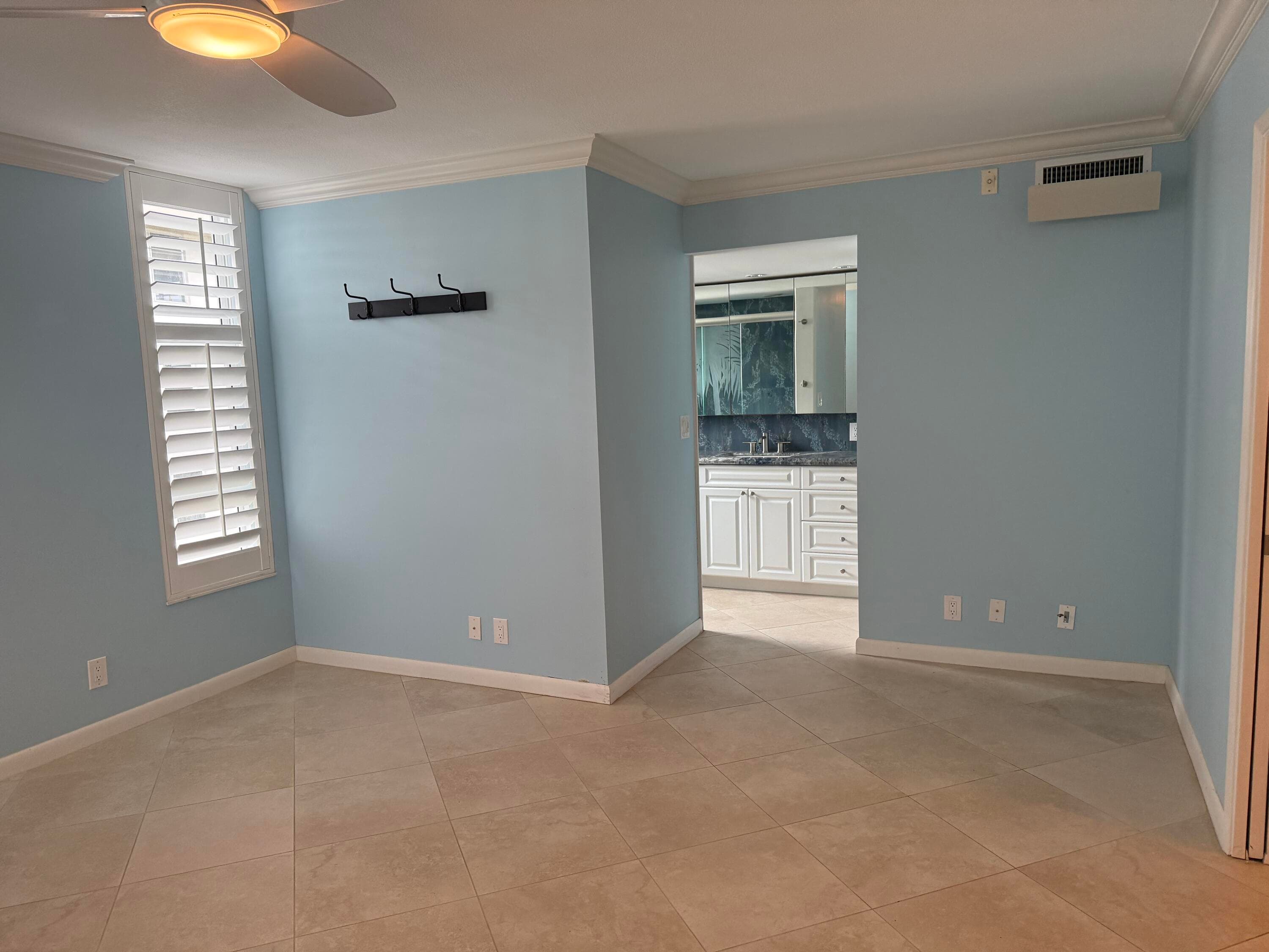 3930 Oaks Clubhouse Drive 408, Pompano Beach, FL 33069 — photo 7 of 17