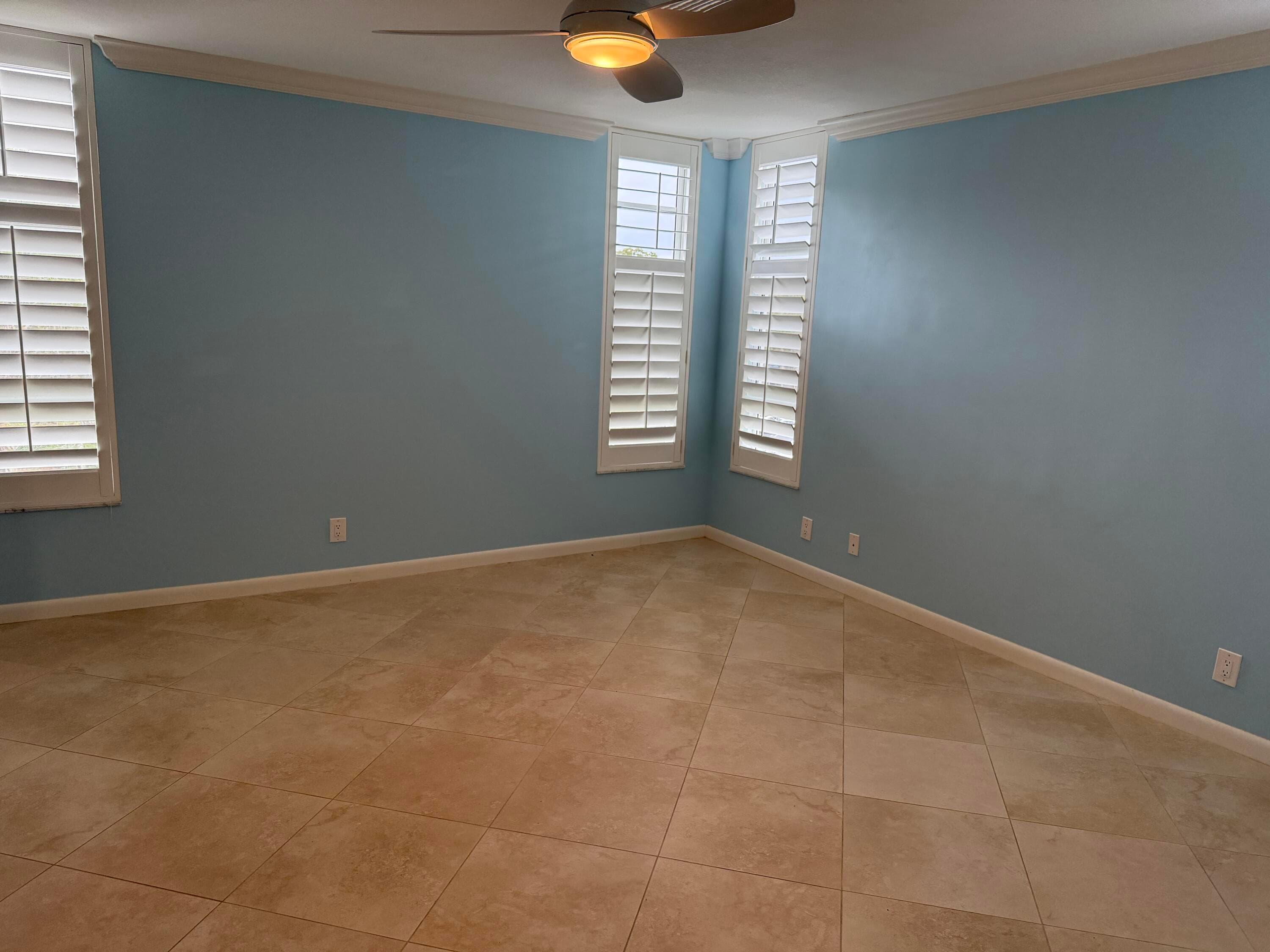 3930 Oaks Clubhouse Drive 408, Pompano Beach, FL 33069 — photo 9 of 17