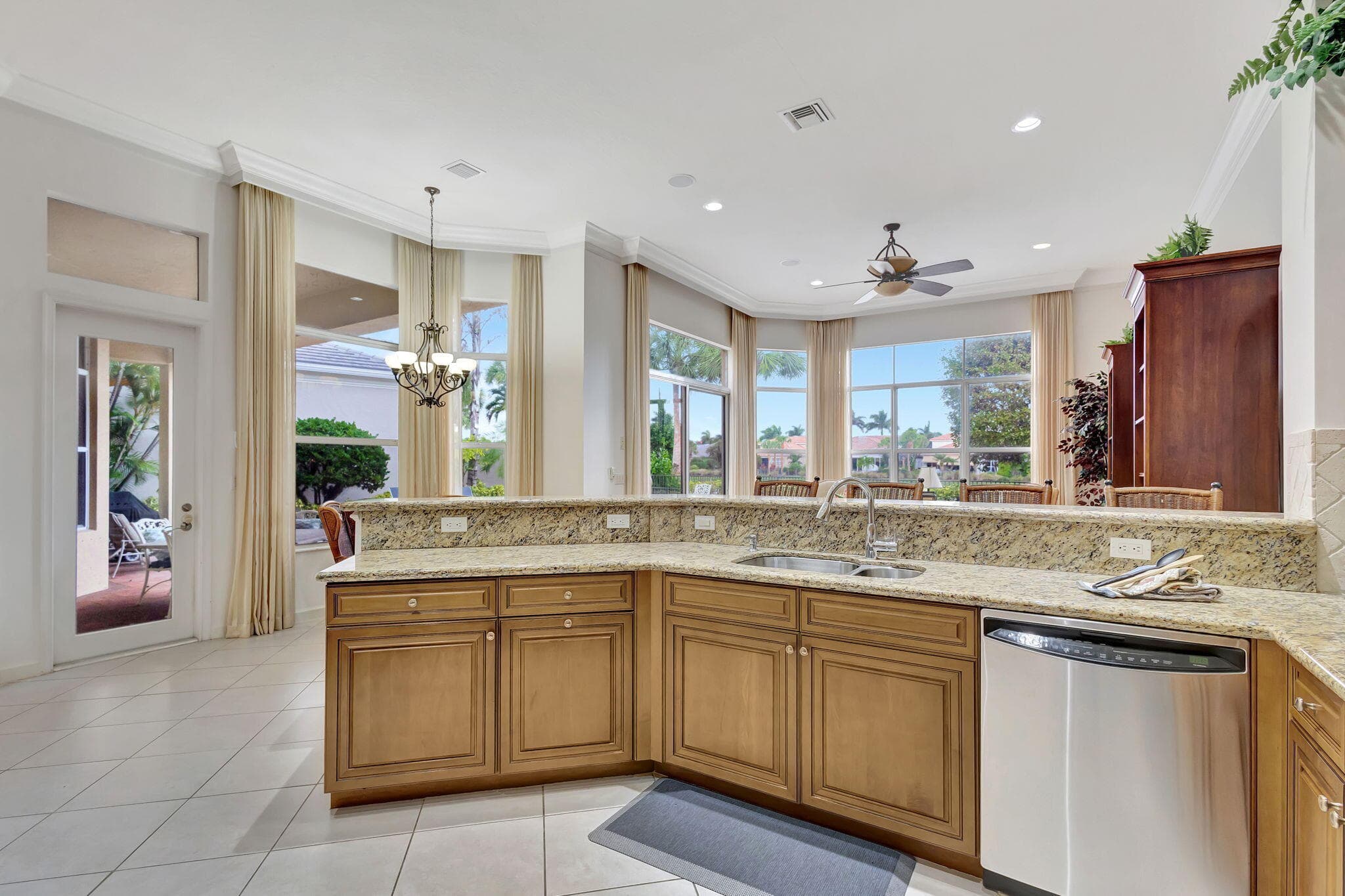 108 Tranquilla Drive, Palm Beach Gardens, FL 33418 — photo 28 of 74
