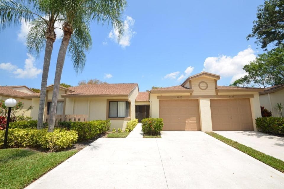 8025 Whispering Palm Drive, Boca Raton, FL 33496 — photo 1 of 27