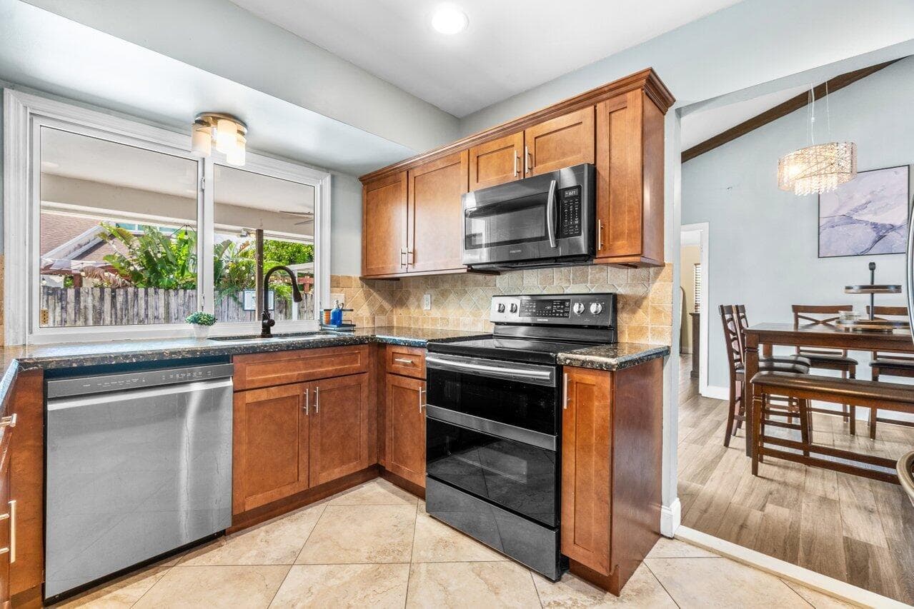 1352 Wyndcliff Drive, Wellington, FL 33414 — photo 8 of 28