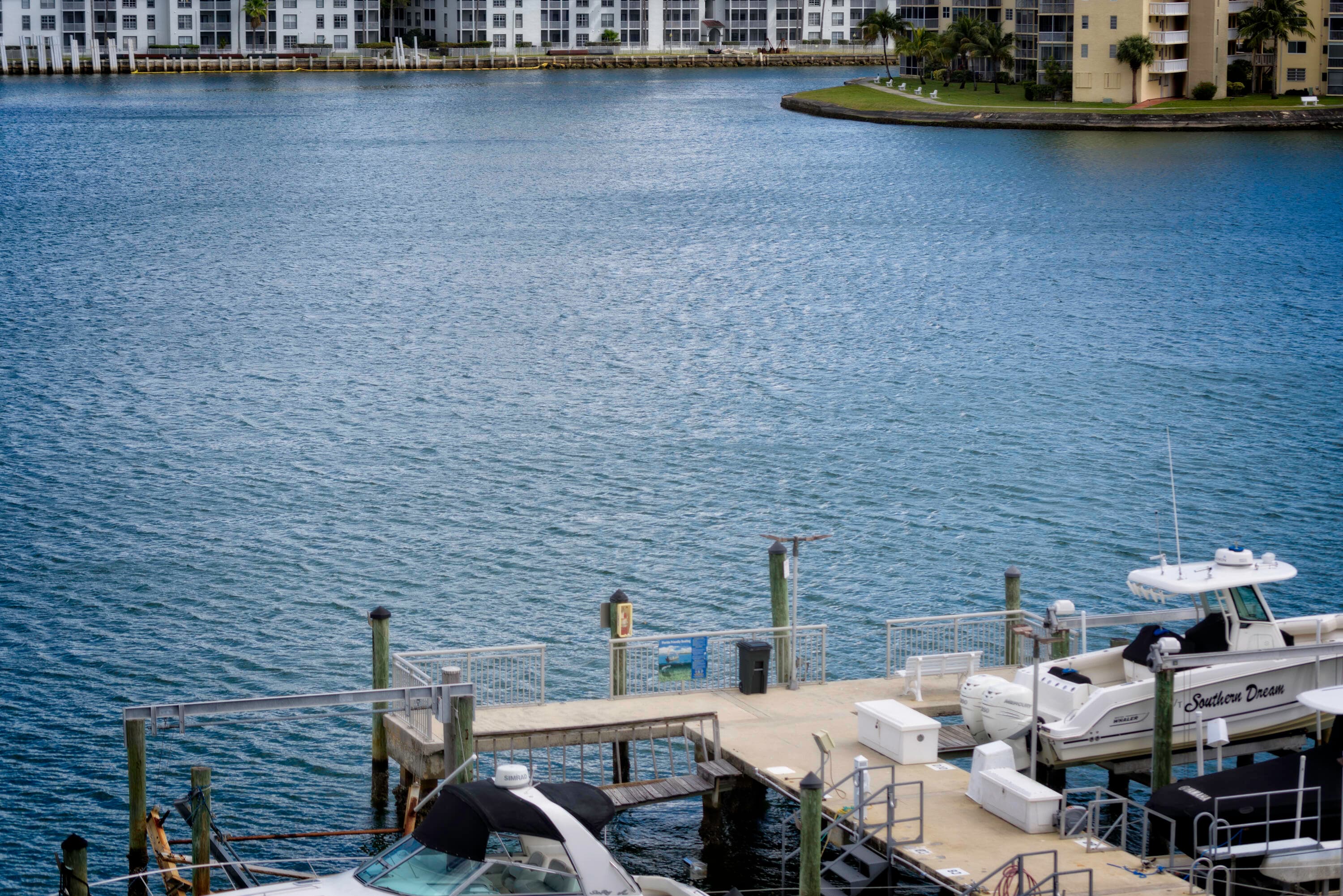 18081 Biscayne Boulevard 403, Aventura, FL 33160 — photo 28 of 32