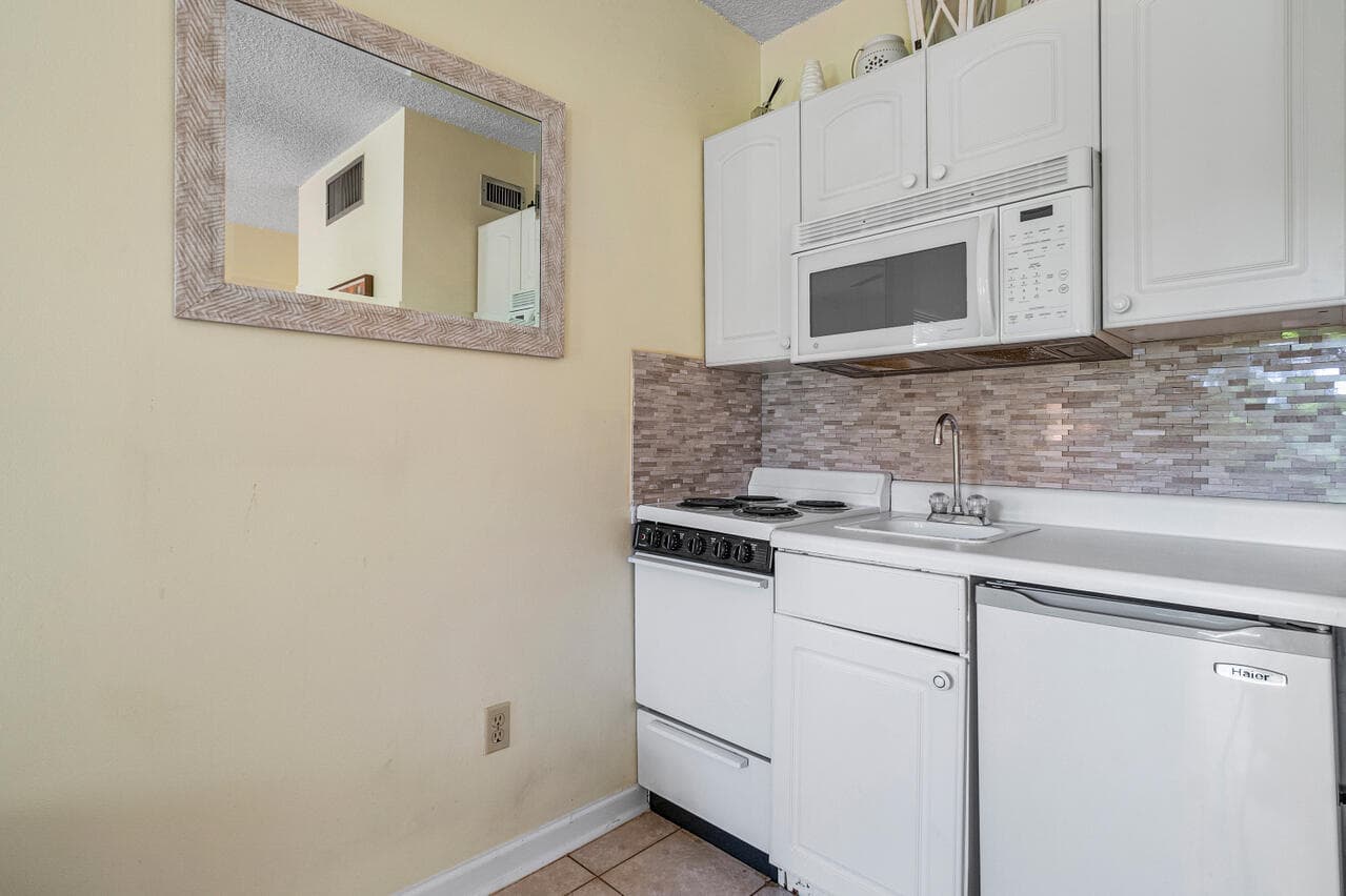 13334 Polo Club Road 238, Wellington, FL 33414 — photo 10 of 13