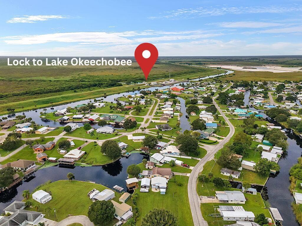 1493 Hunter Road, Okeechobee, FL 34974 — photo 7 of 10