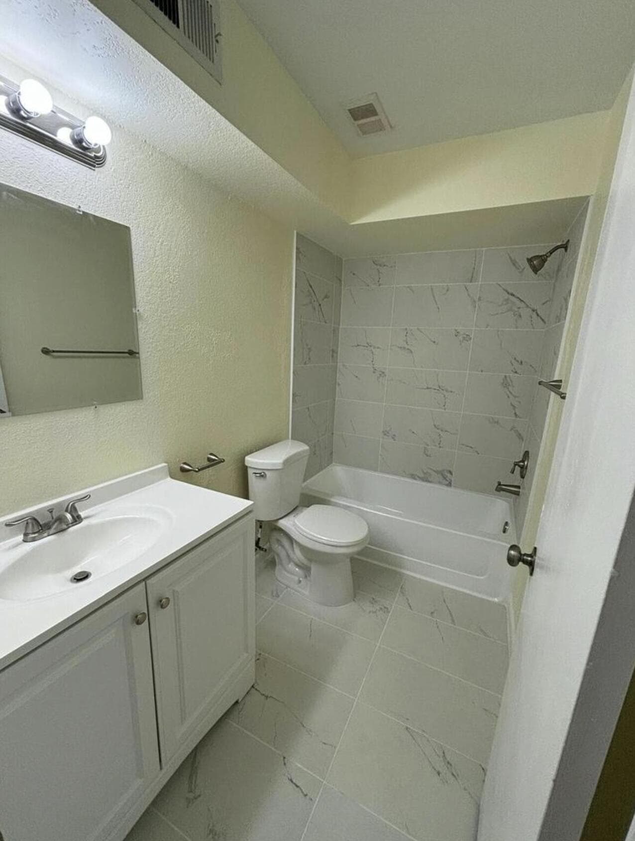 2796 S University Drive 2101, Davie, FL 33328 — photo 8 of 28