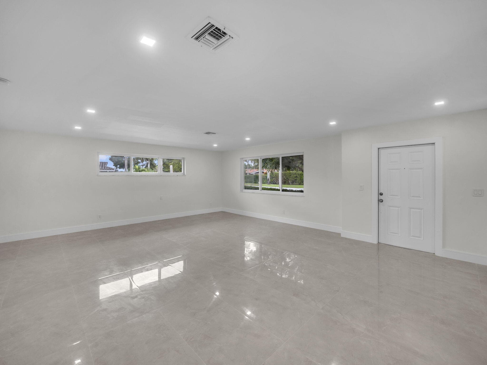 21020 Highland Lakes Boulevard, Miami, FL 33179 — photo 4 of 19