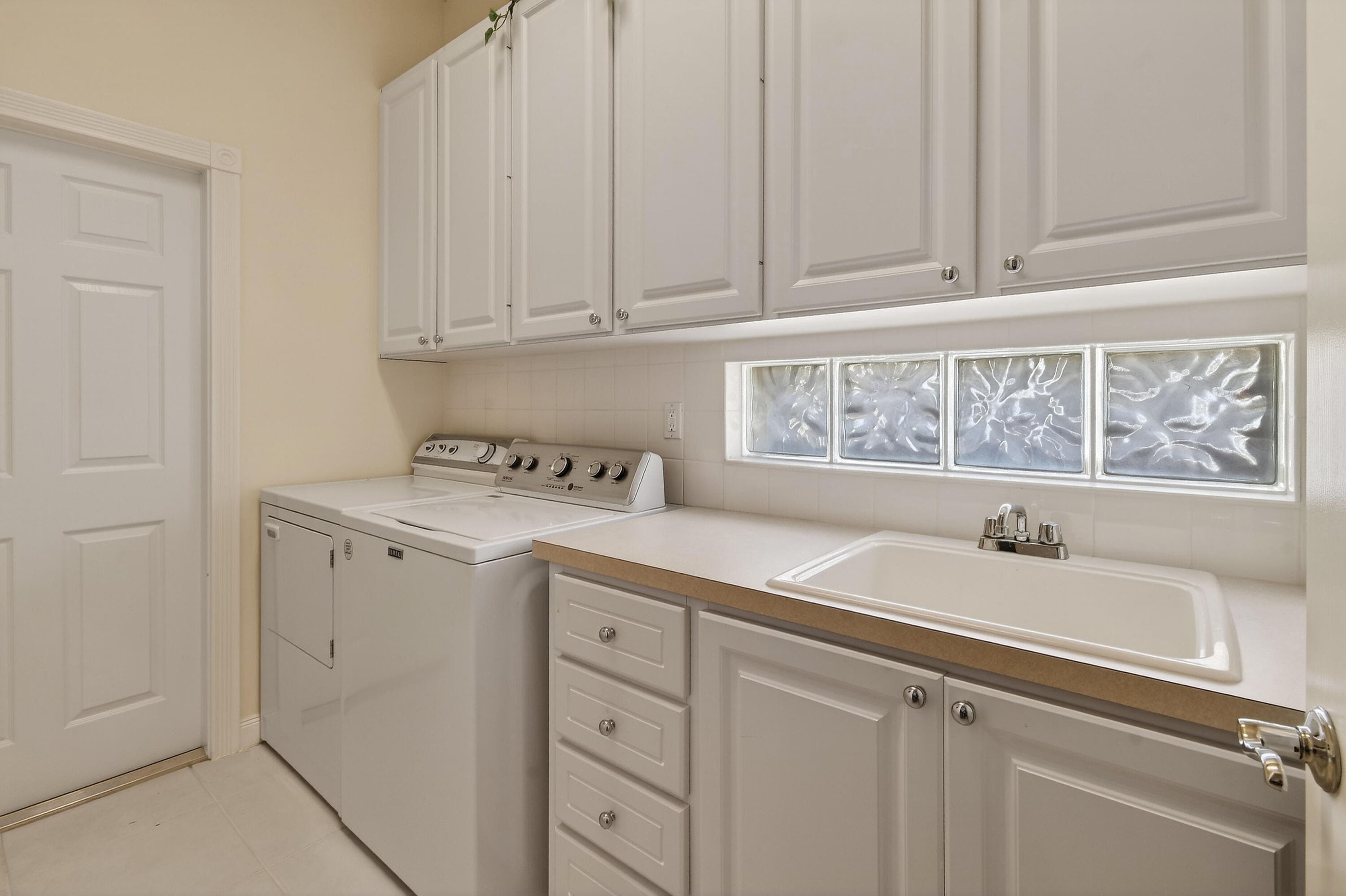 8681 SE Nicolete Lane, Hobe Sound, FL 33455 — photo 48 of 83