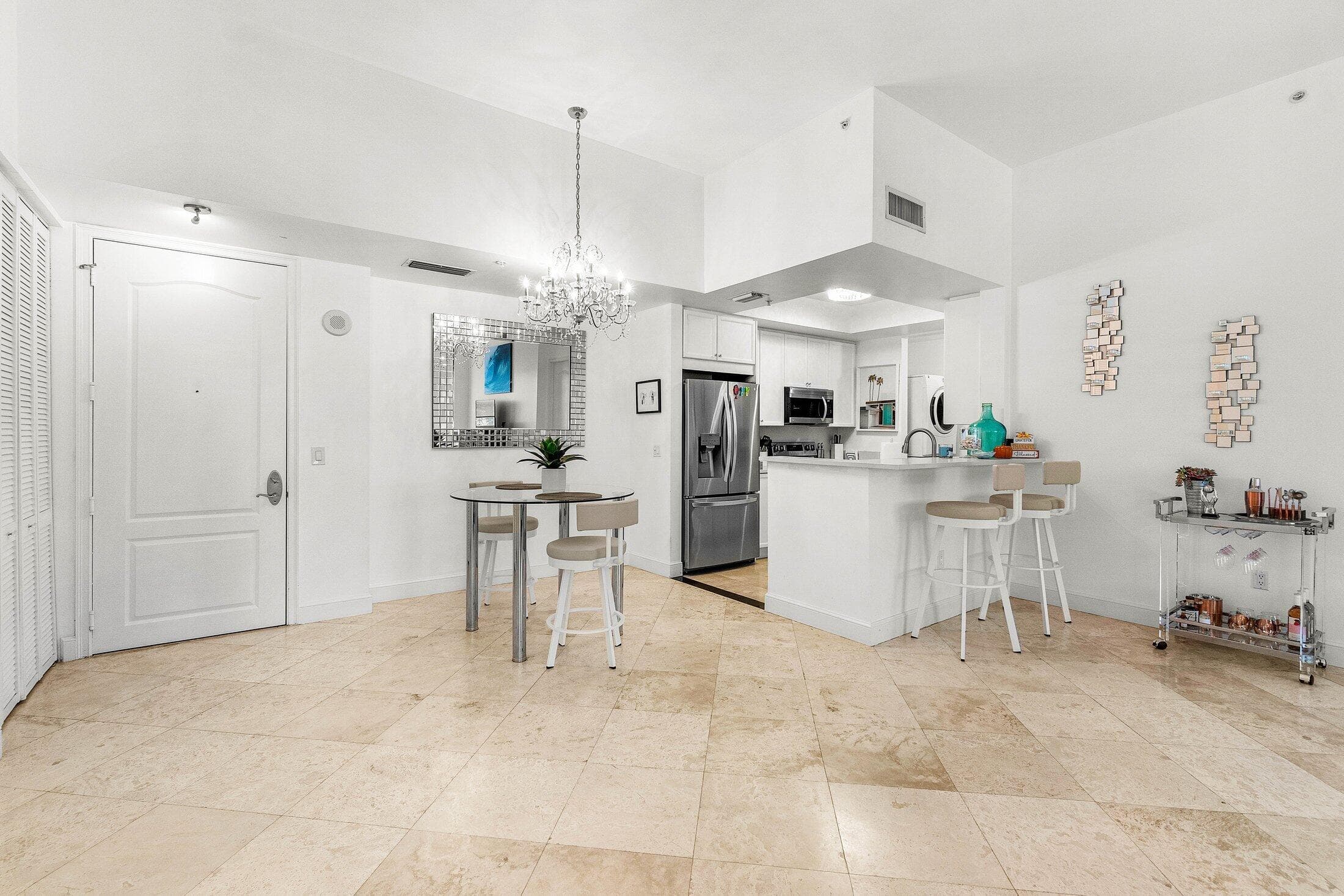 99 SE Mizner Boulevard 543, Boca Raton, FL 33432 — photo 5 of 45