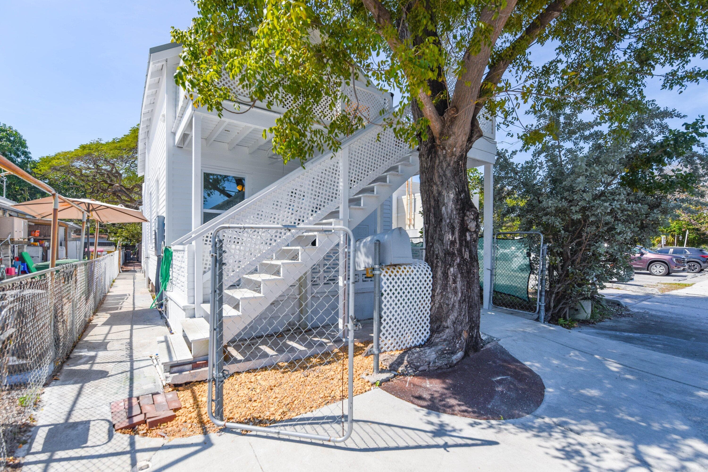 1018 Georgia Street, Key West, FL 33040 — photo 31 of 32