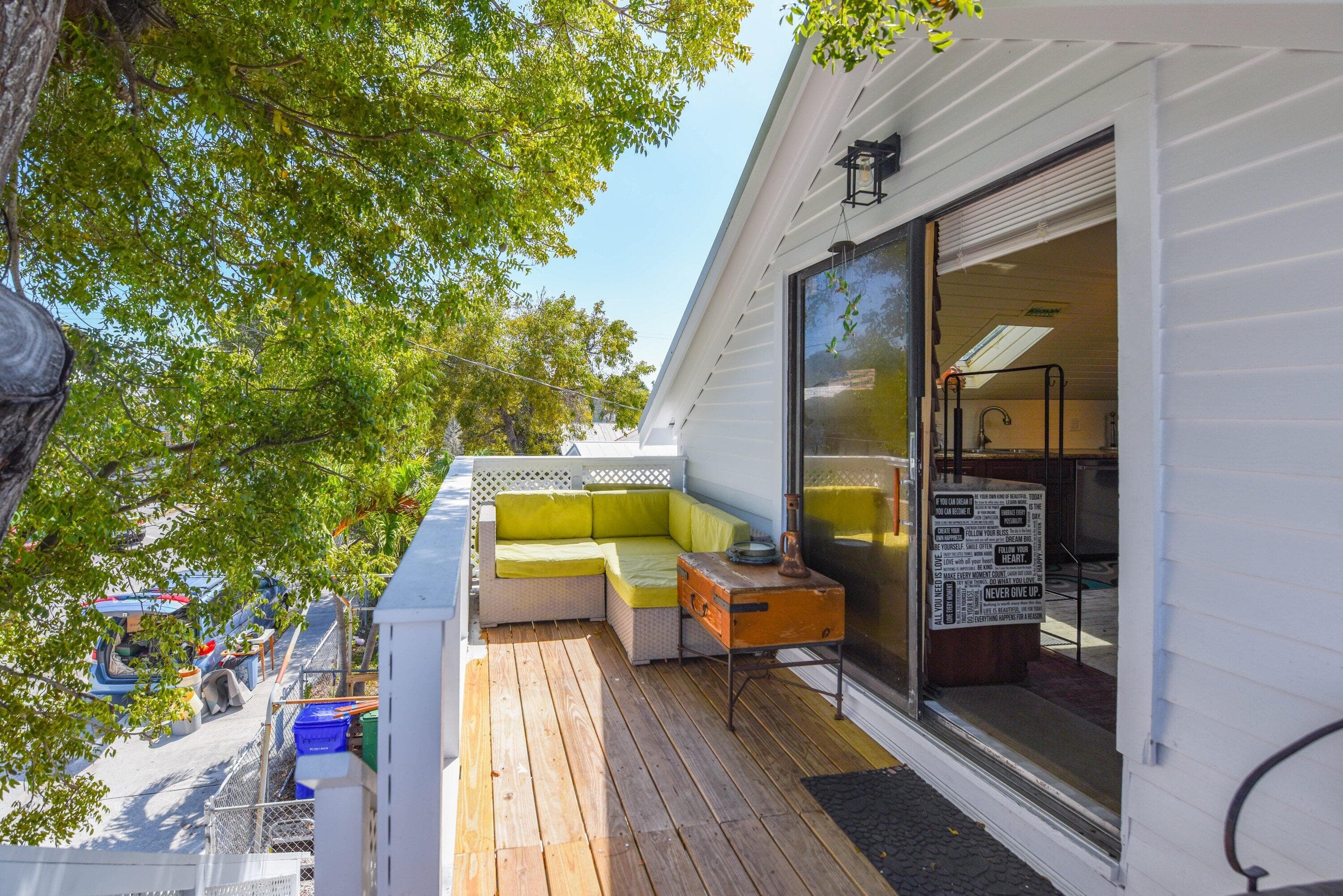 1018 Georgia Street, Key West, FL 33040 — photo 4 of 32