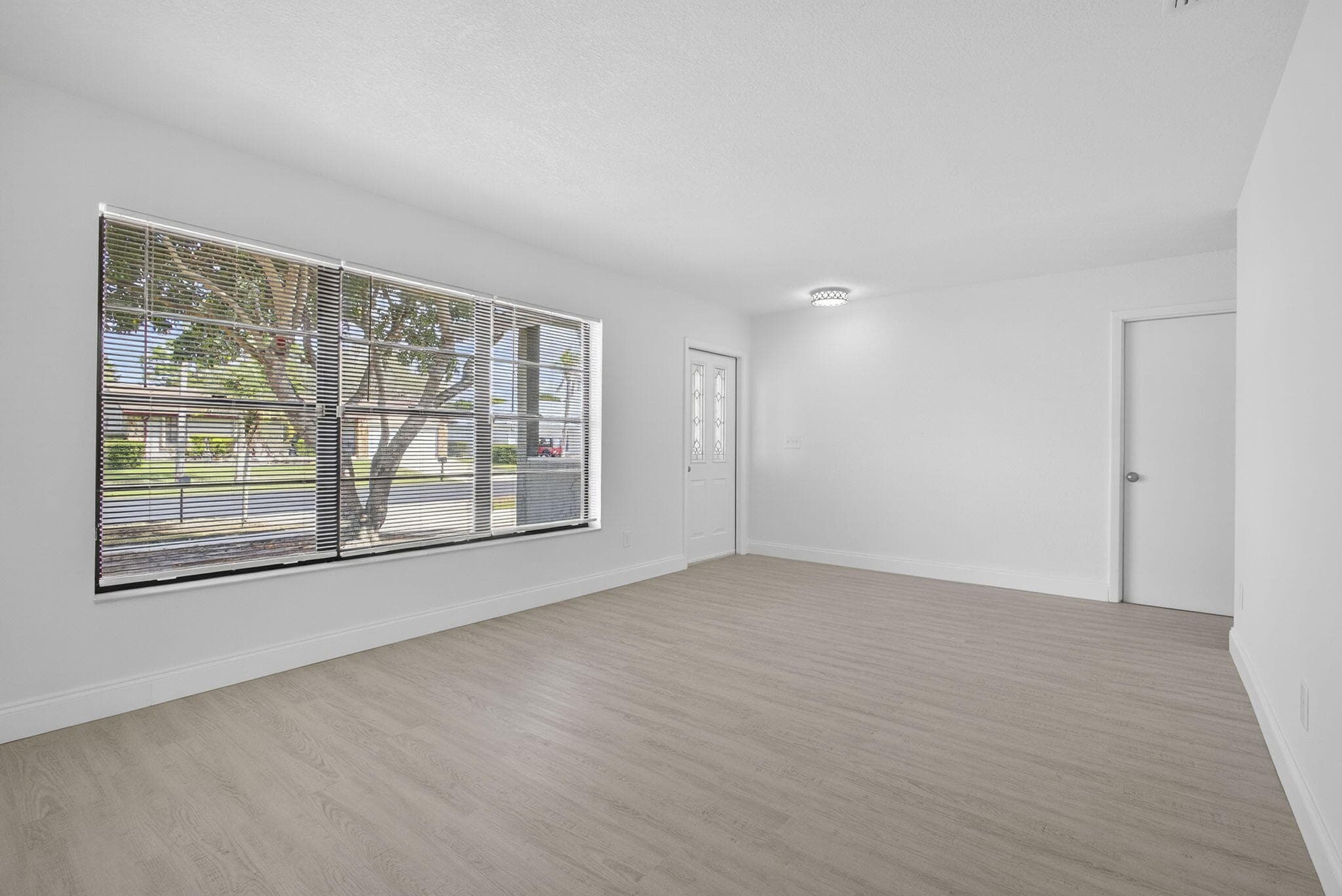 129 Bilbao Street, Royal Palm Beach, FL 33411 — photo 11 of 30