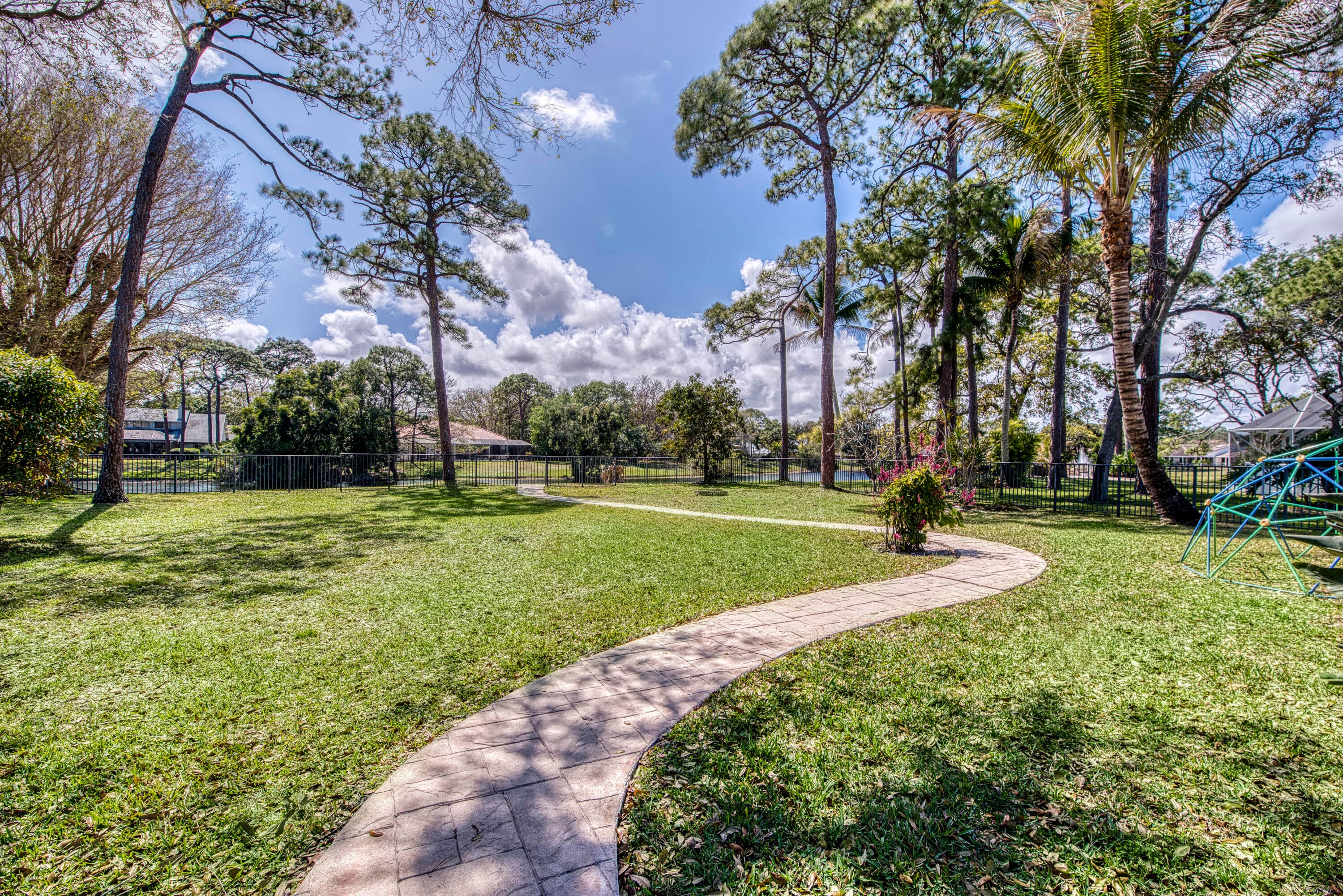 6062 Woodlake Road, Jupiter, FL 33458 — photo 5 of 41
