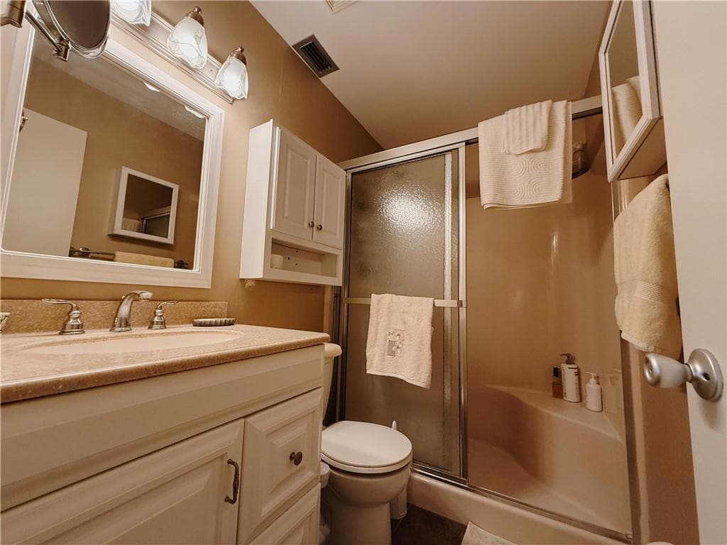 106 Spring Lake Court 201, Vero Beach, FL 32962 — photo 10 of 24