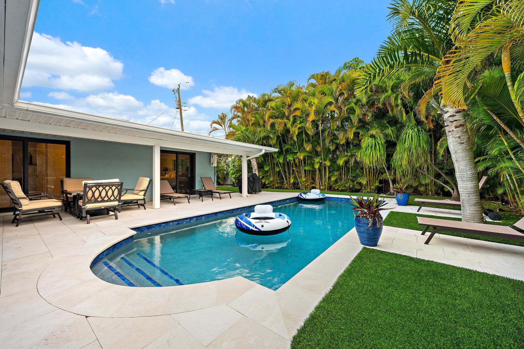 1120 Singer Drive, Riviera Beach, FL 33404 — photo 28 of 37