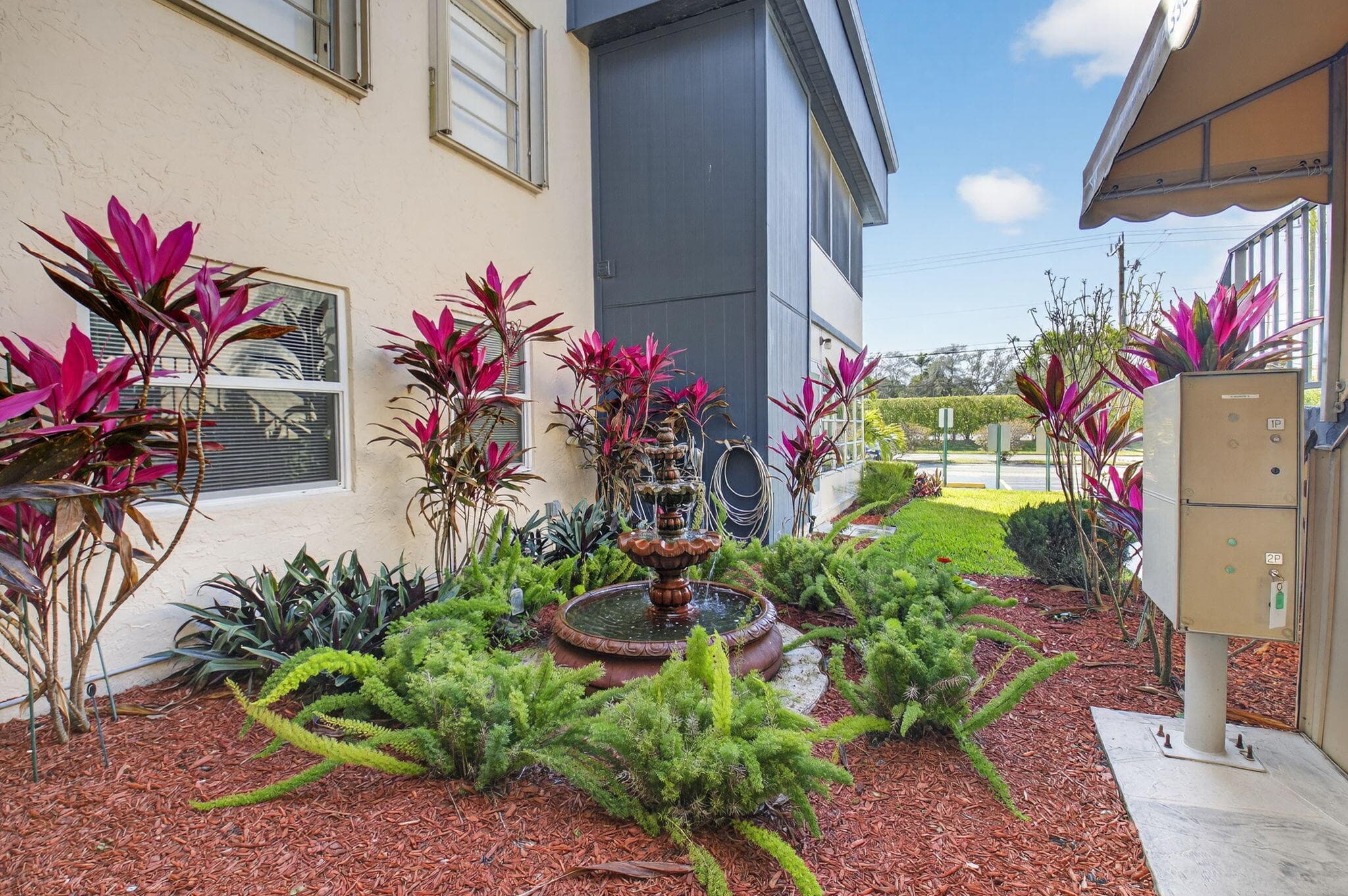 173 Flanders D, Delray Beach, FL 33484 — photo 2 of 93
