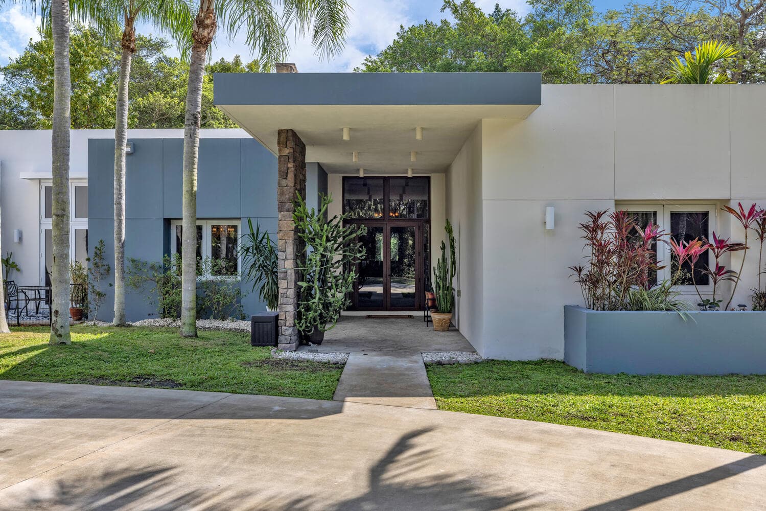 12301 SW 107th Avenue, Miami, FL 33176 — photo 4 of 58