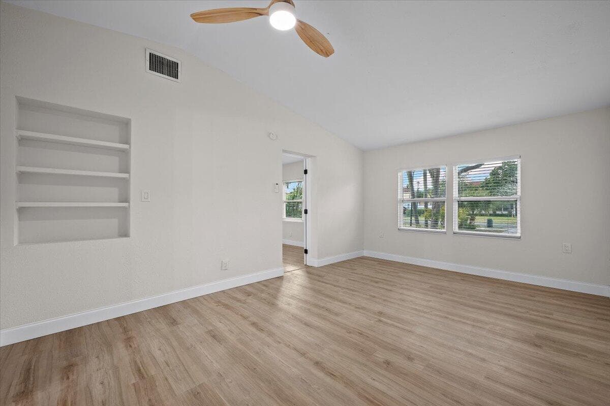2585 Lorraine Court, North Palm Beach, FL 33403 — photo 13 of 24