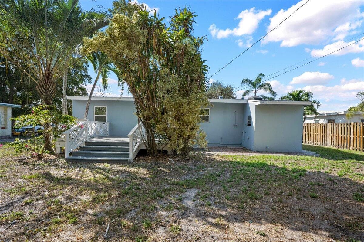 2585 Lorraine Court, North Palm Beach, FL 33403 — photo 24 of 24