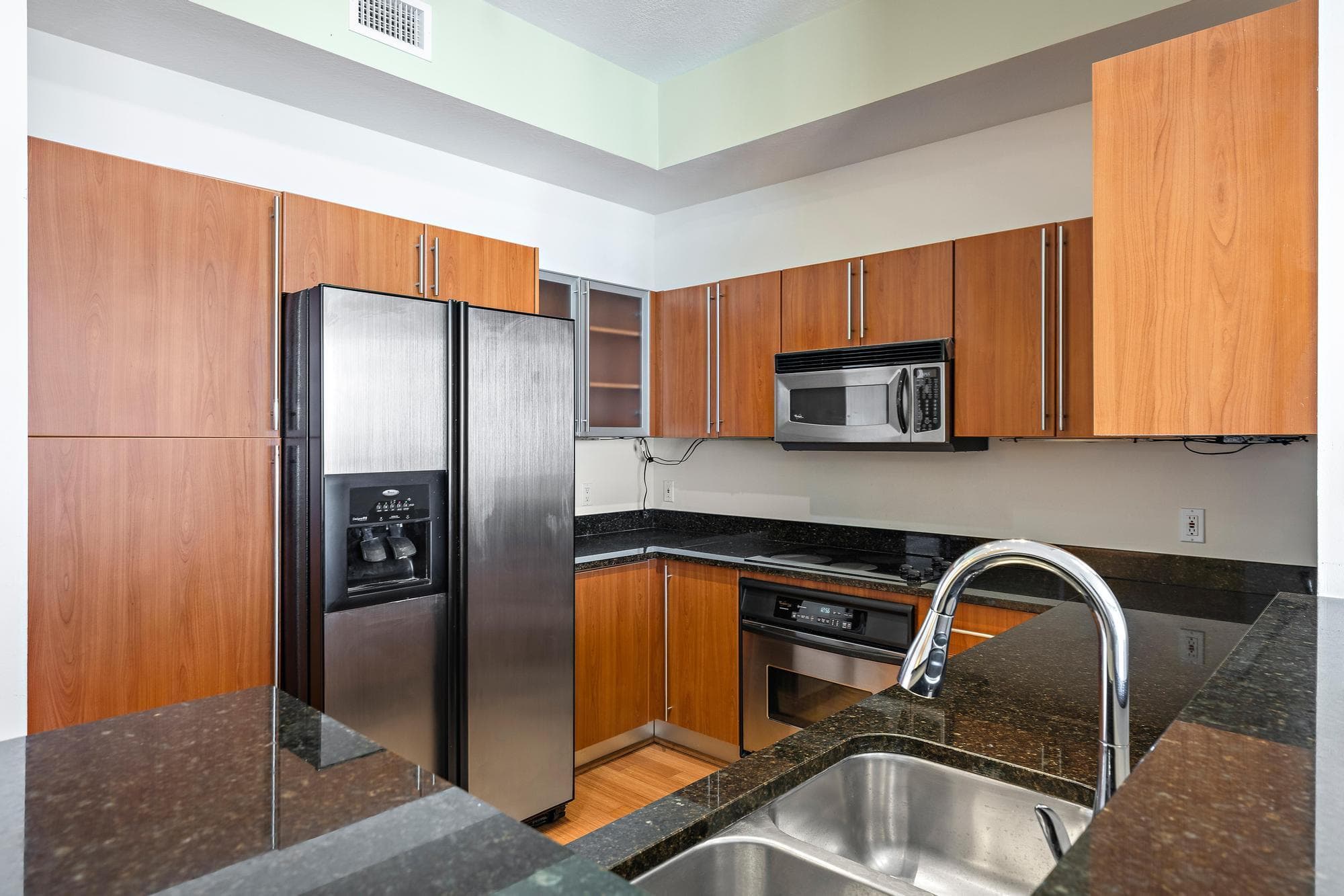1551 N Flagler Drive Ph L7, West Palm Beach, FL 33401 — photo 5 of 25