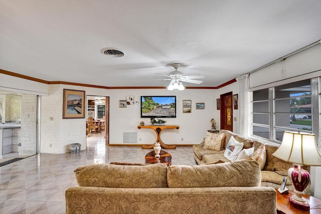 1004 SE 11th Street, Deerfield Beach, FL 33441 — photo 37 of 65