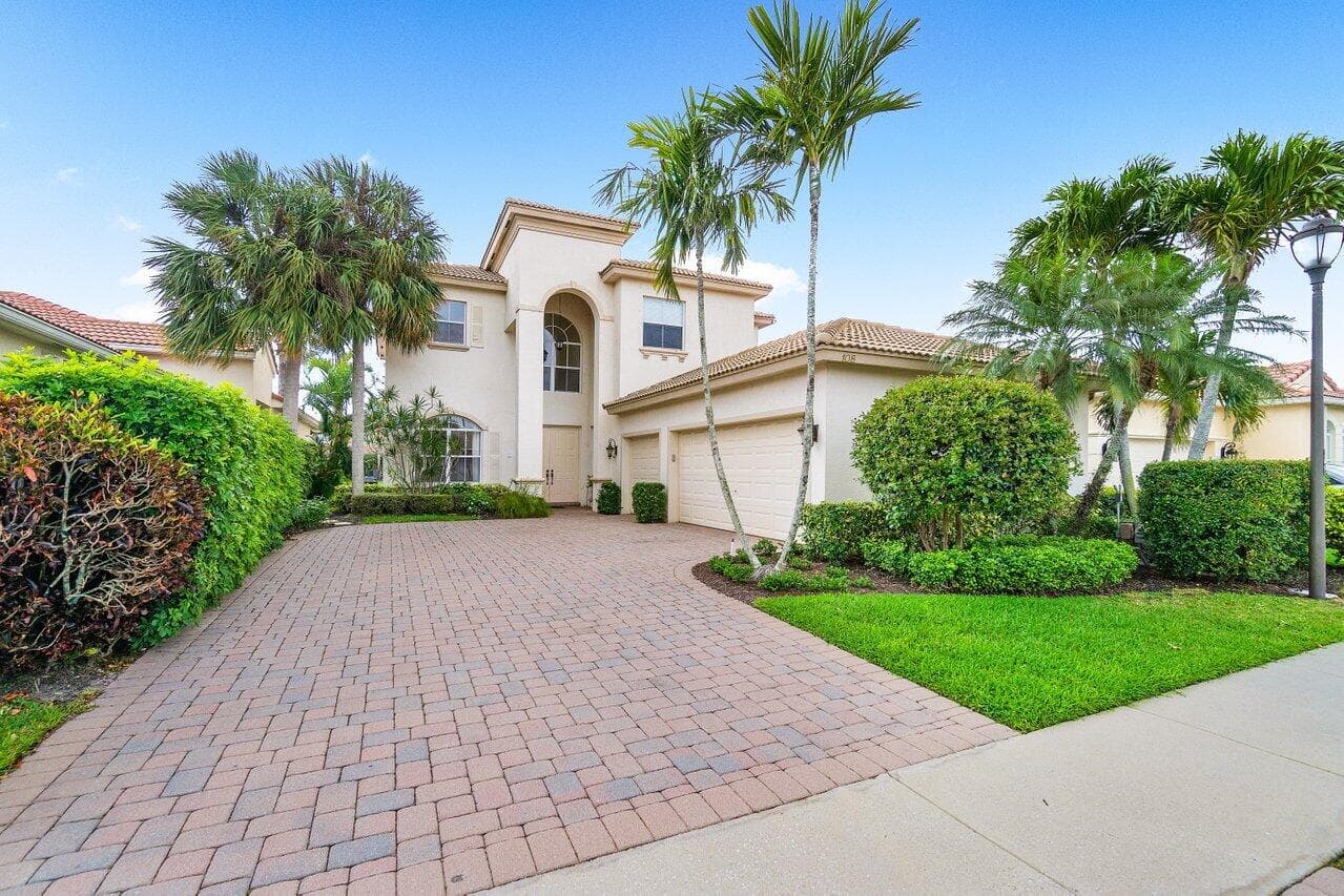 108 Via Condado Way, Palm Beach Gardens, FL 33418 — photo 2 of 55