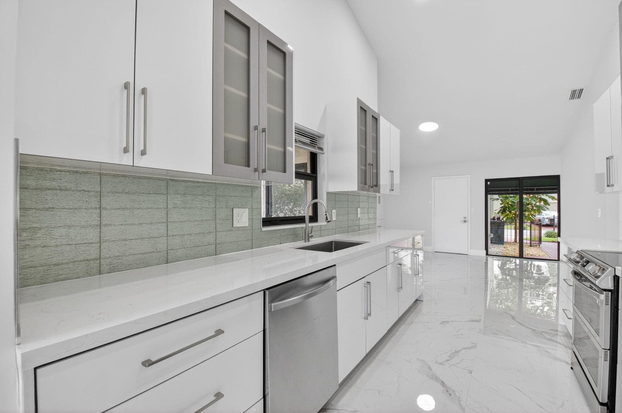 6545 Las Flores Drive, Boca Raton, FL 33433 — photo 16 of 55