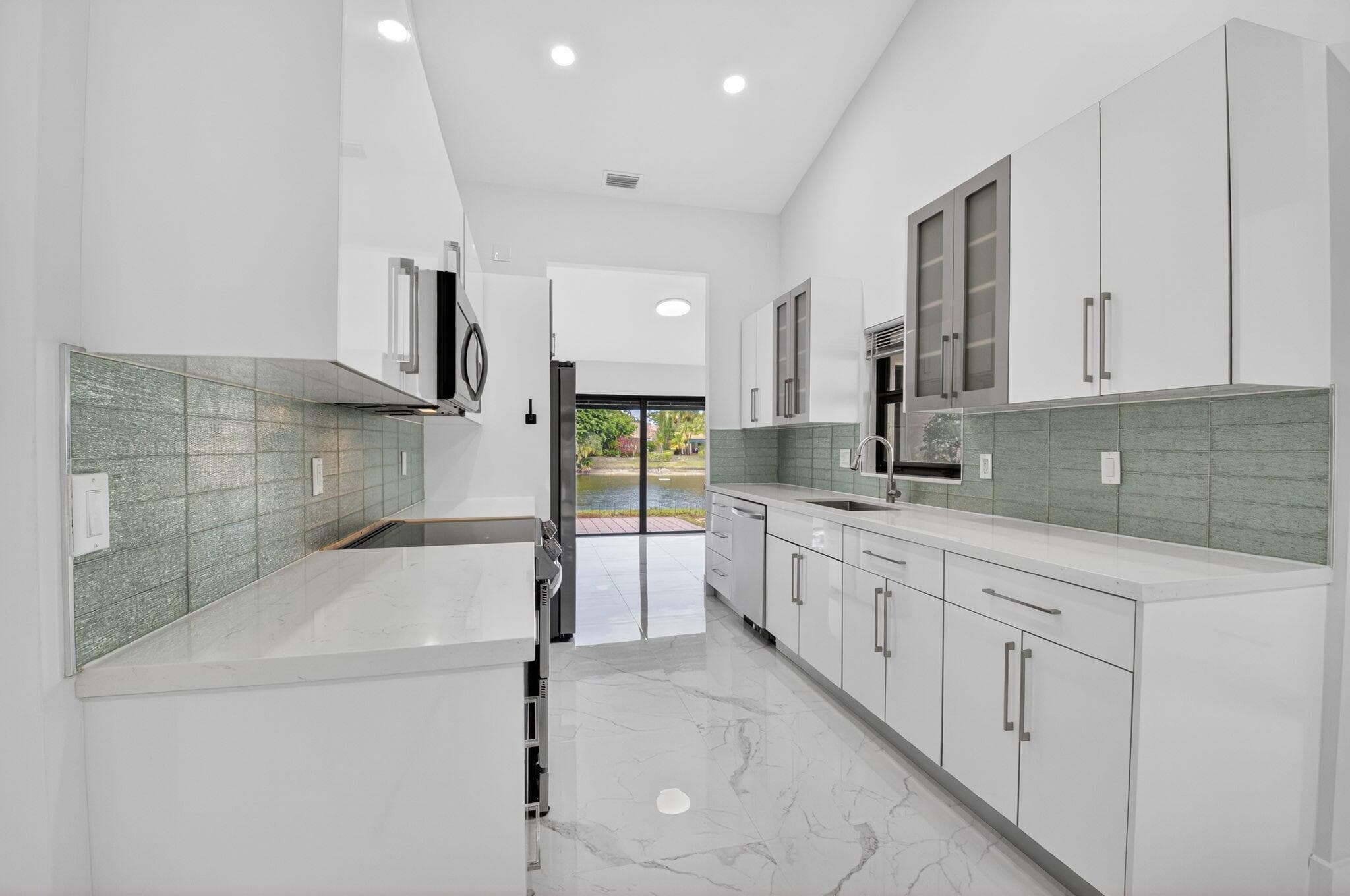 6545 Las Flores Drive, Boca Raton, FL 33433 — photo 14 of 55