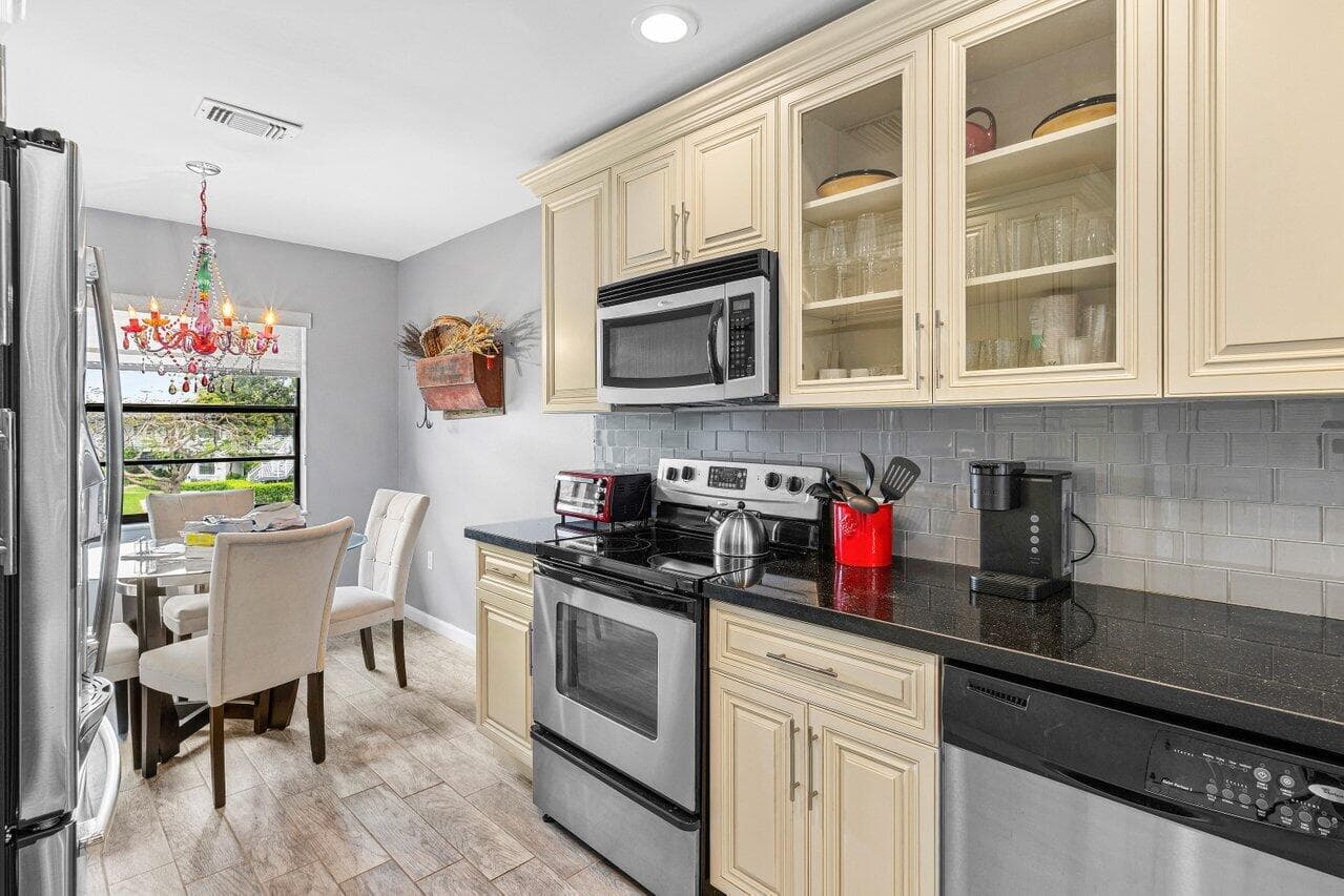20 Southport Lane B, Boynton Beach, FL 33436 — photo 13 of 54
