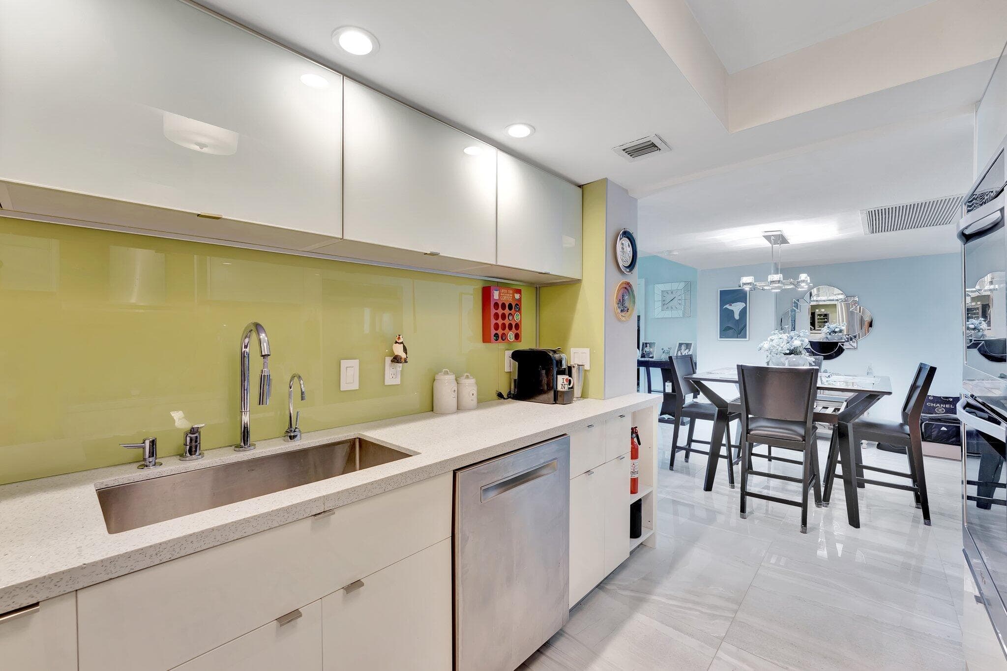 1900 S Ocean Boulevard 8g, Lauderdale-By-The-Sea, FL 33062 — photo 4 of 54