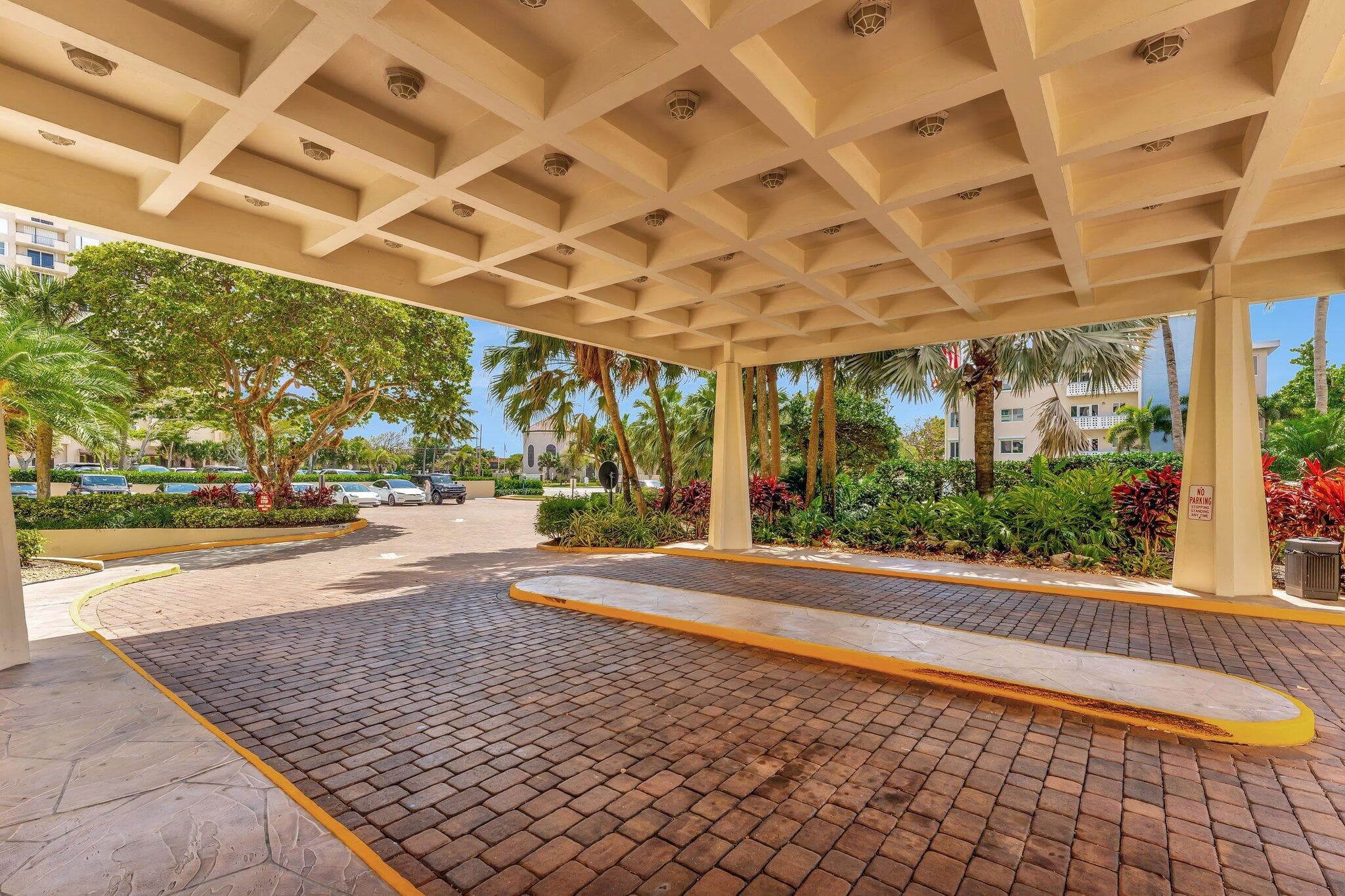 1900 S Ocean Boulevard 8g, Lauderdale-By-The-Sea, FL 33062 — photo 36 of 54