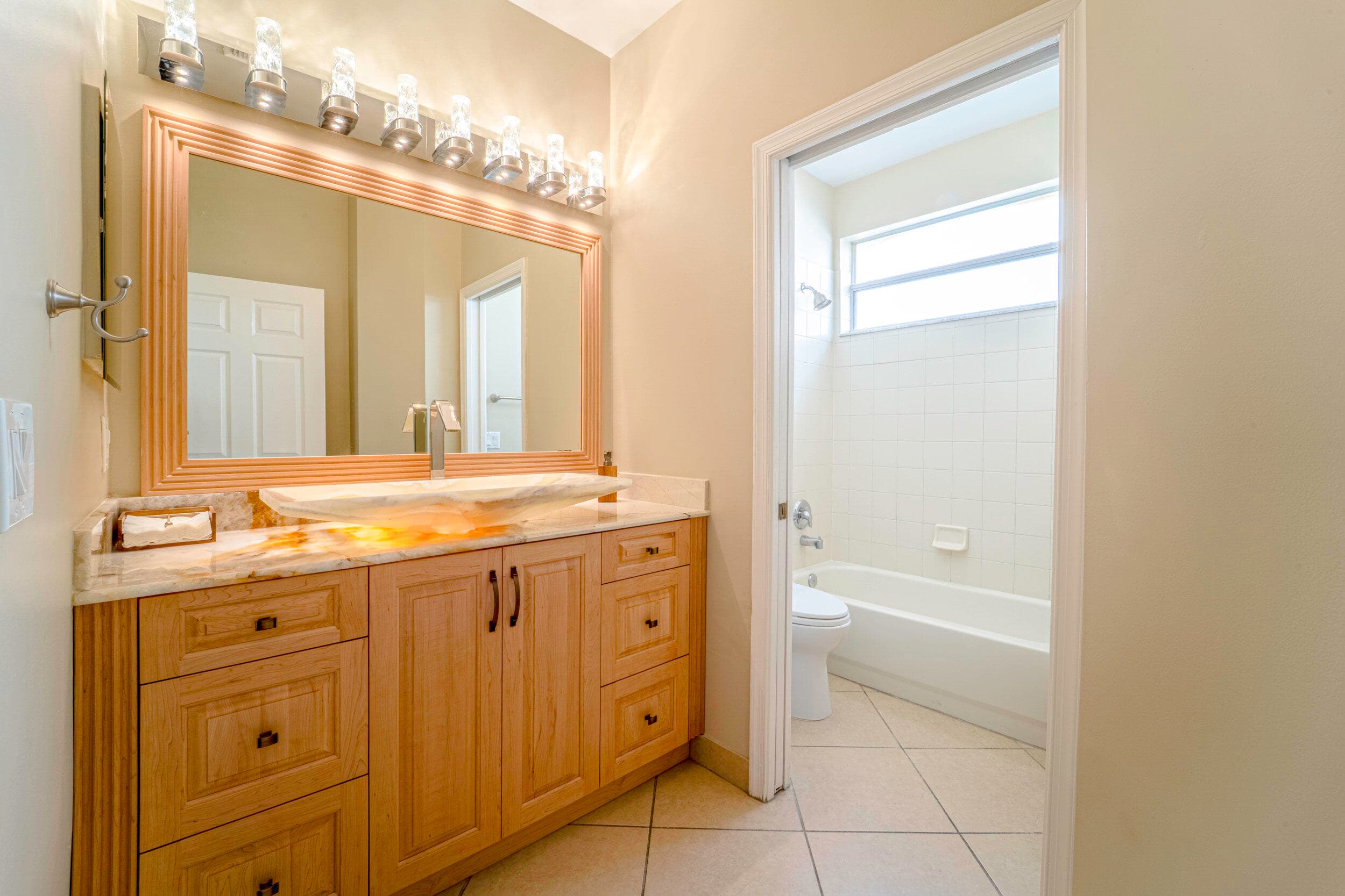 6770 Aliso Avenue, West Palm Beach, FL 33413 — photo 3 of 27