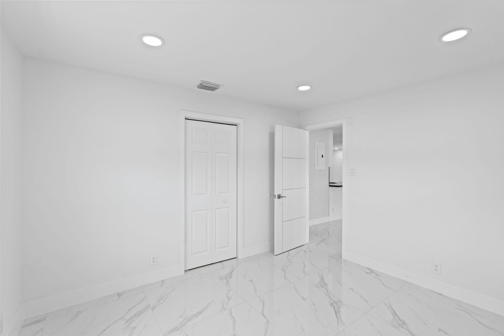 5341 N Andrews Avenue, Oakland Park, FL 33309 — photo 15 of 46