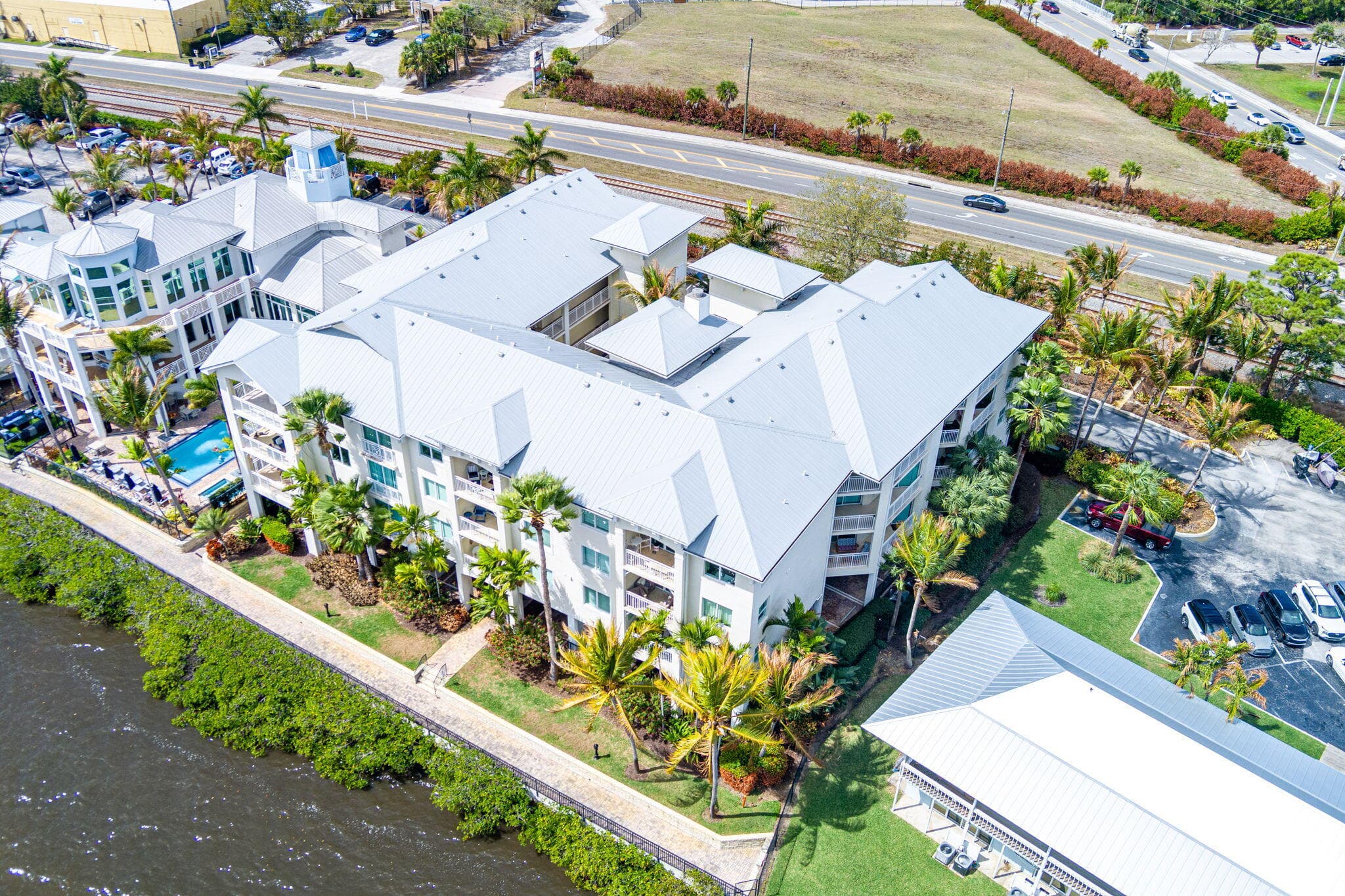 975 NW Flagler Avenue 302, Stuart, FL 34994 — photo 1 of 49