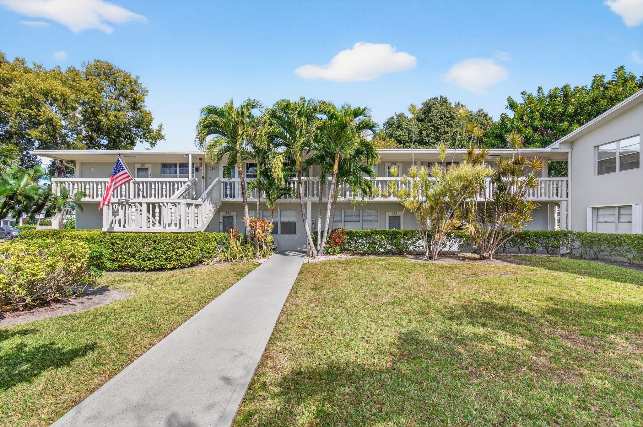 247 Ventnor R, Deerfield Beach, FL 33442 — photo