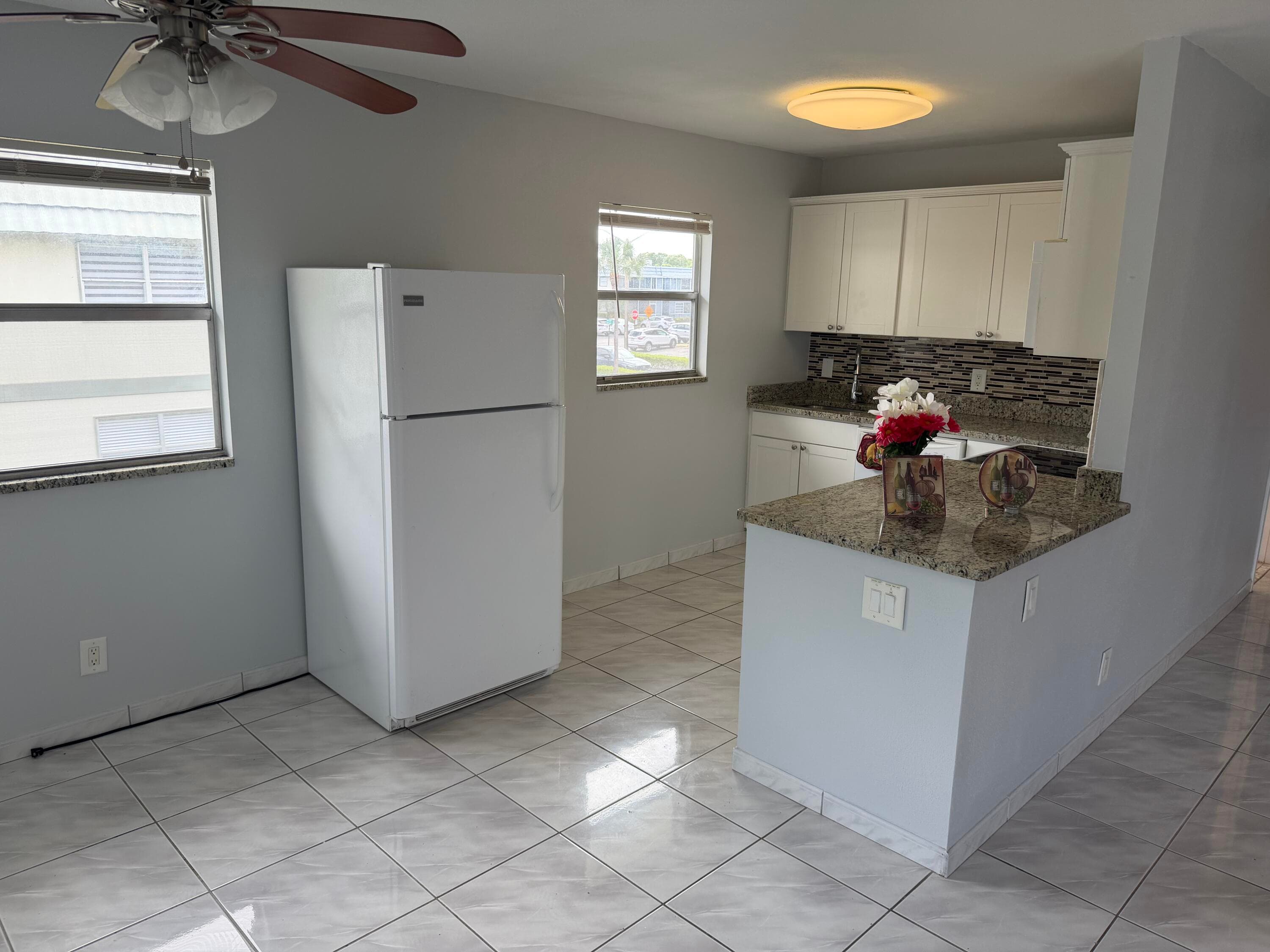 373 Monaco H, H, Delray Beach, FL 33446 — photo 8 of 9