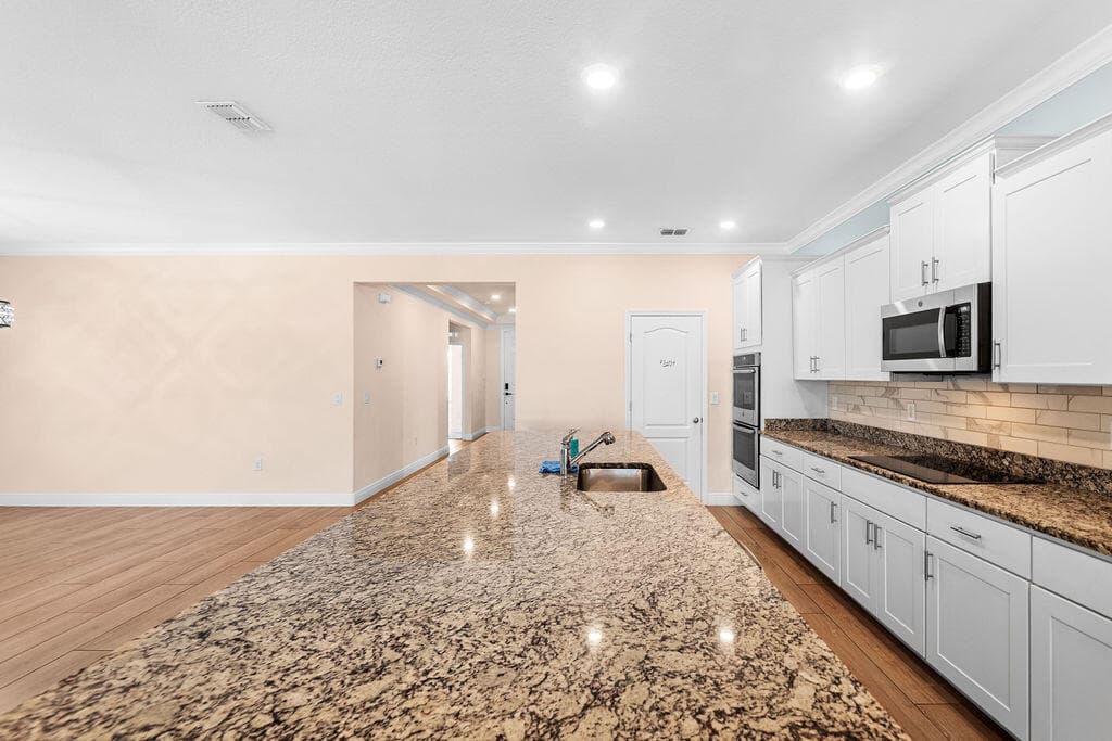 5285 NW South Delwood Drive, Port St. Lucie, FL 34986 — photo 7 of 47