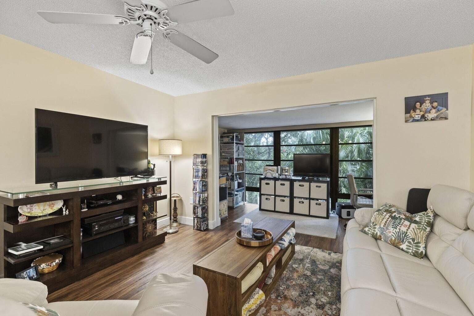 2302 Sunrise Boulevard 206, Fort Pierce, FL 34982 — photo 5 of 11
