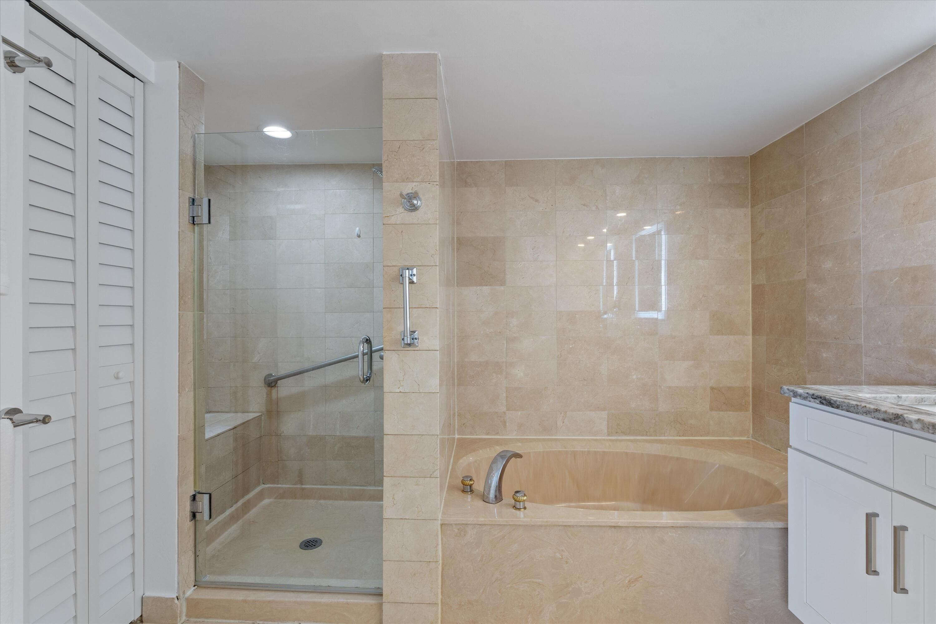 3450 S Ocean Boulevard 401, Highland Beach, FL 33487 — photo 17 of 60