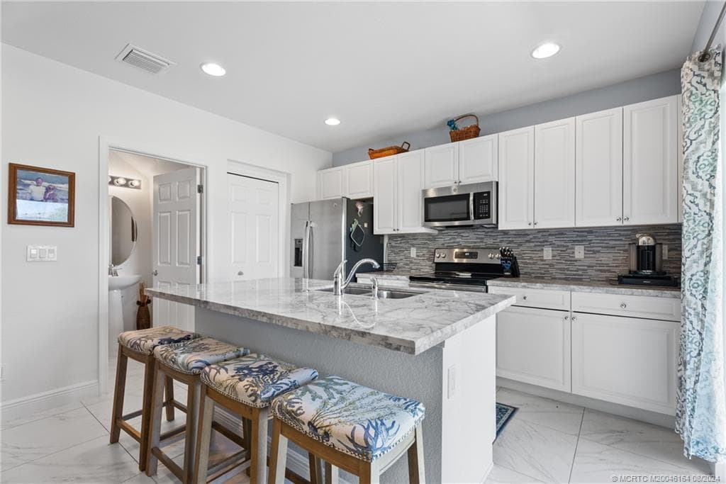 2810 NW Treviso Circle, Port St. Lucie, FL 34986 — photo 8 of 30