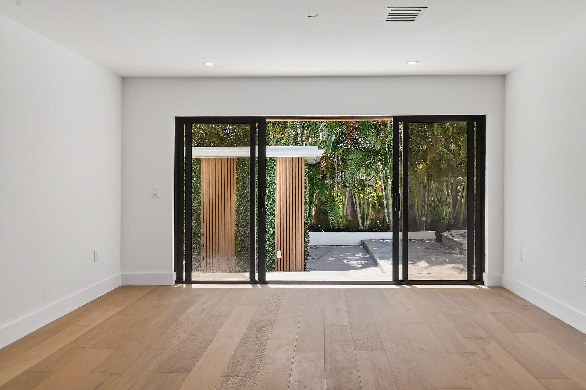 326 Palmetto Street, West Palm Beach, FL 33405 — photo 22 of 62