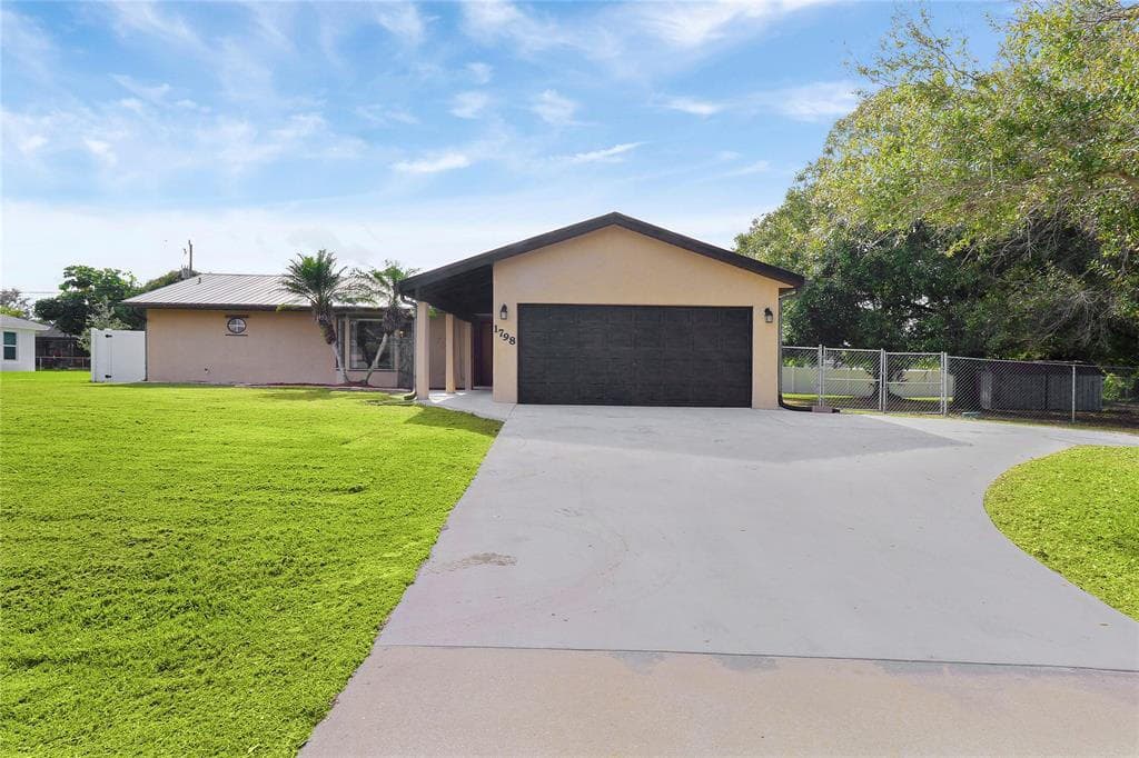 1798 SW Del Rio Boulevard, Port St. Lucie, FL 34953 — photo 1 of 5