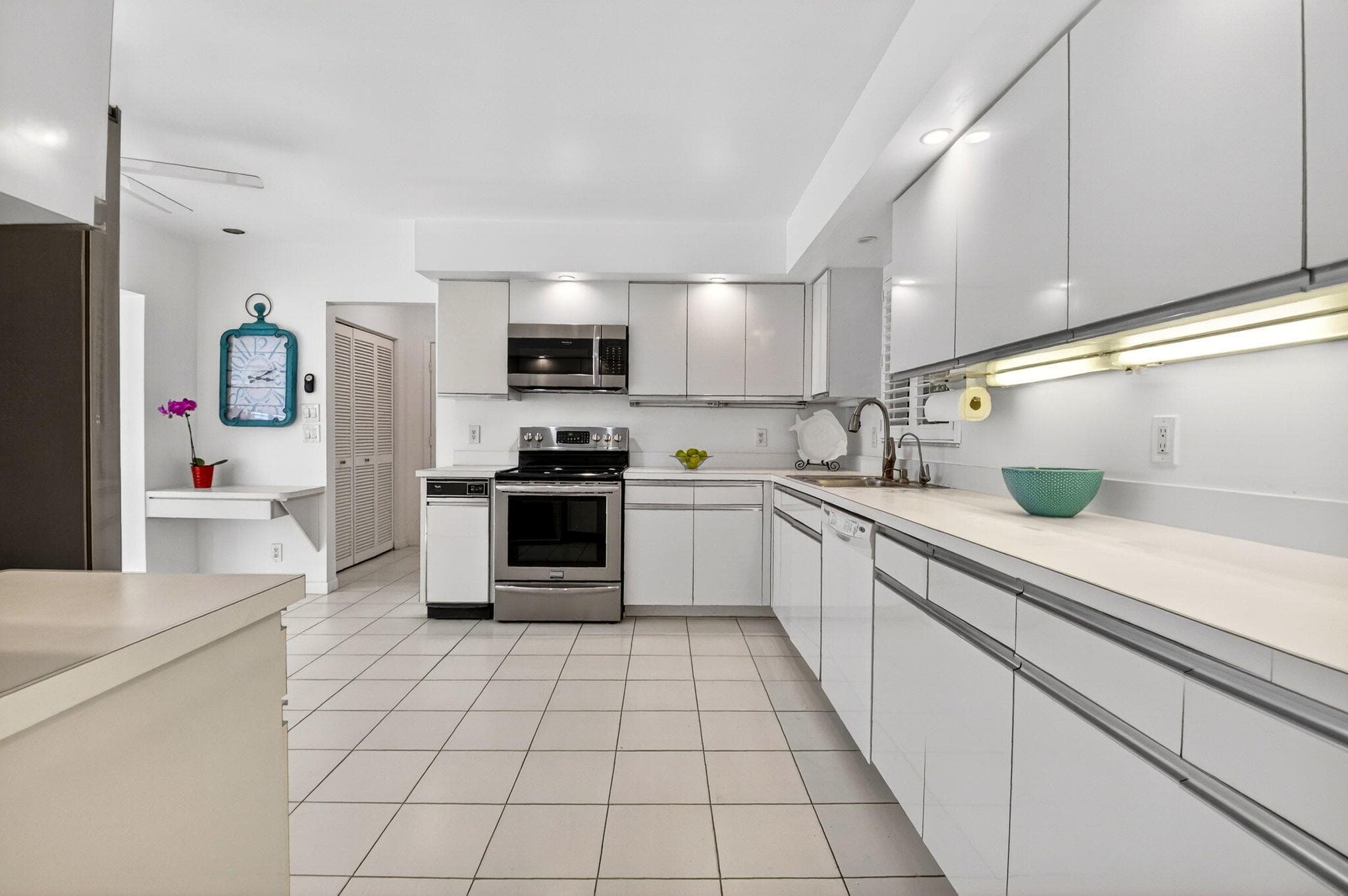 35 Glens Drive E, Boynton Beach, FL 33436 — photo 23 of 107